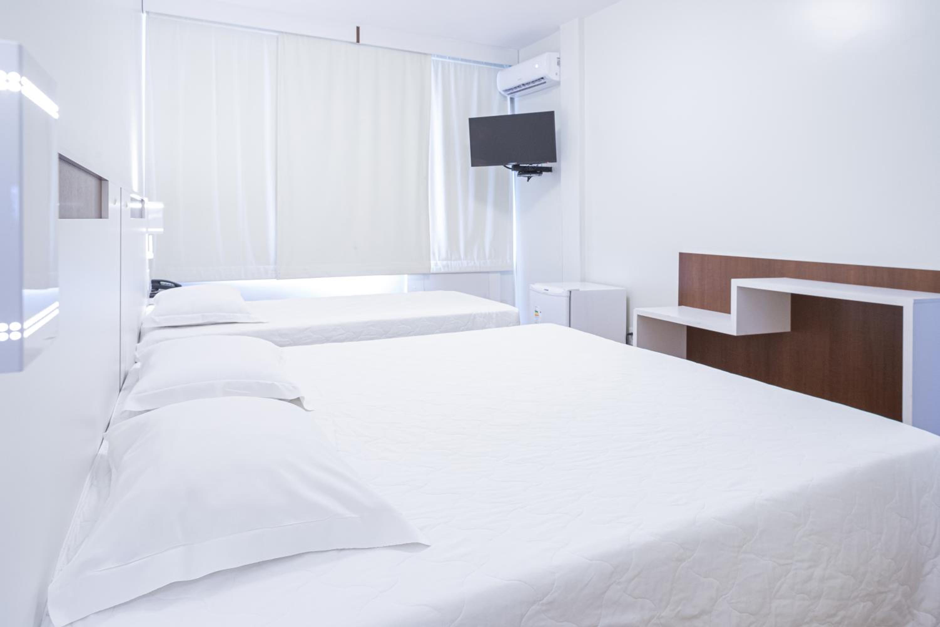 Luxury Triple Room photo 2