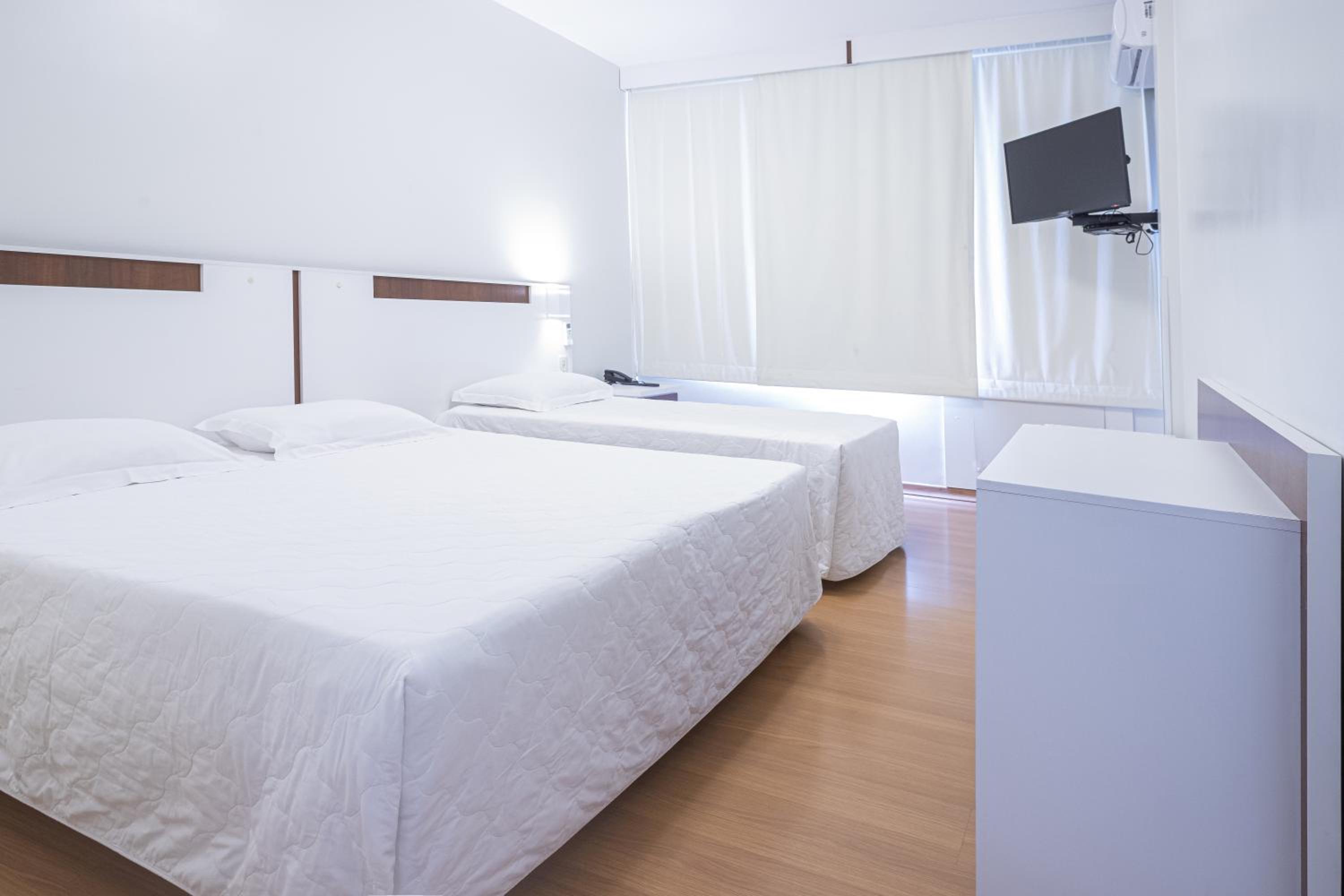 Luxury Triple Room