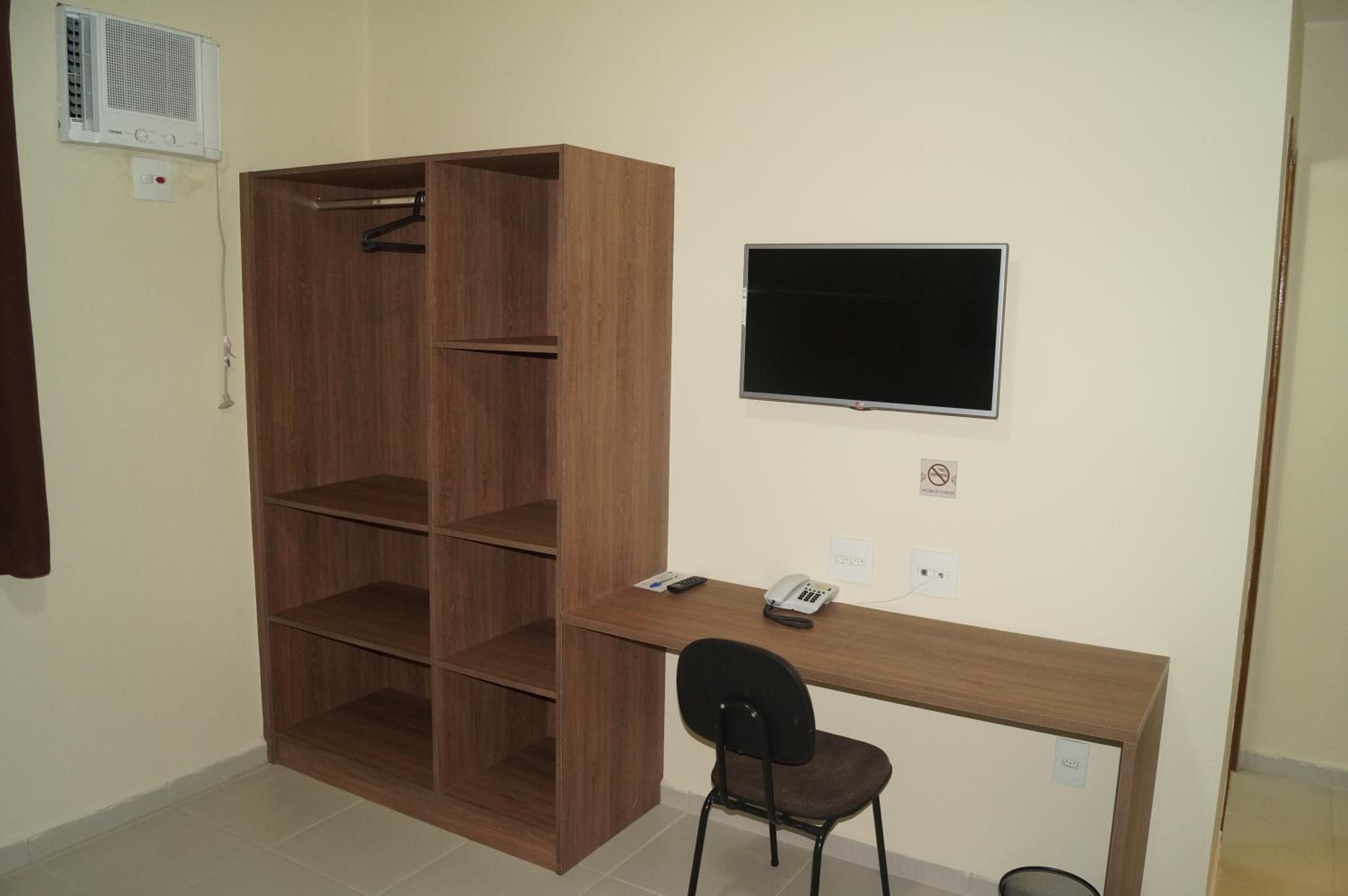 Single Room - Photo 2