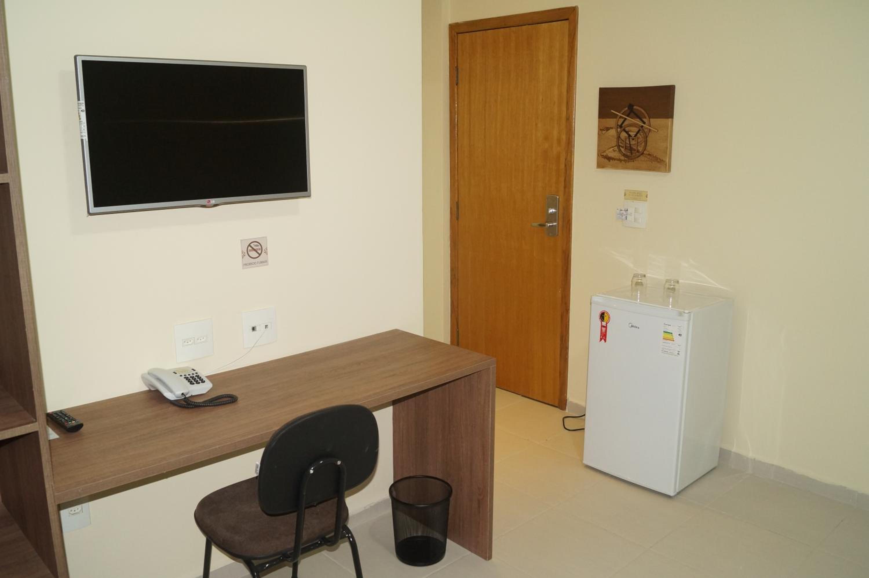 Single Room - Photo 1