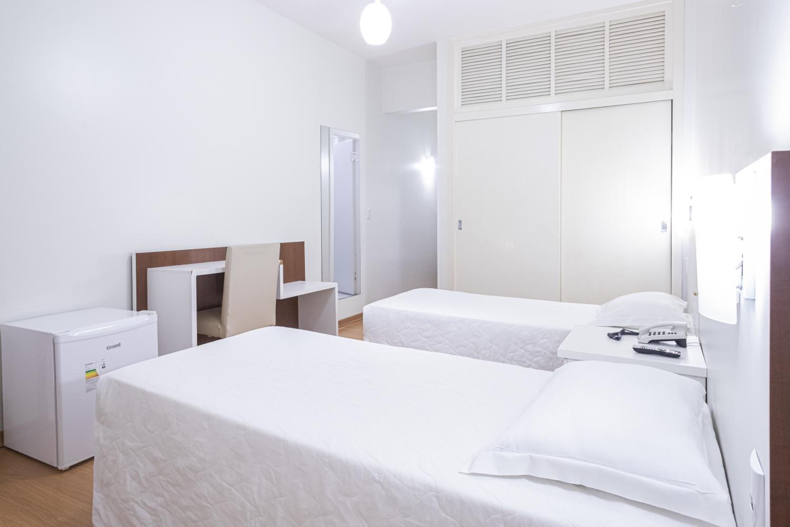 Double Room - Photo 4