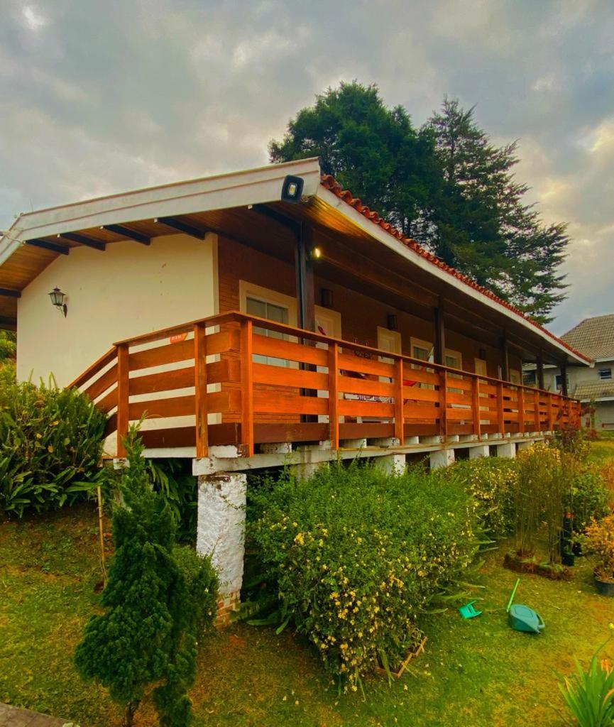 External Standard Triple Room thumbnail 5