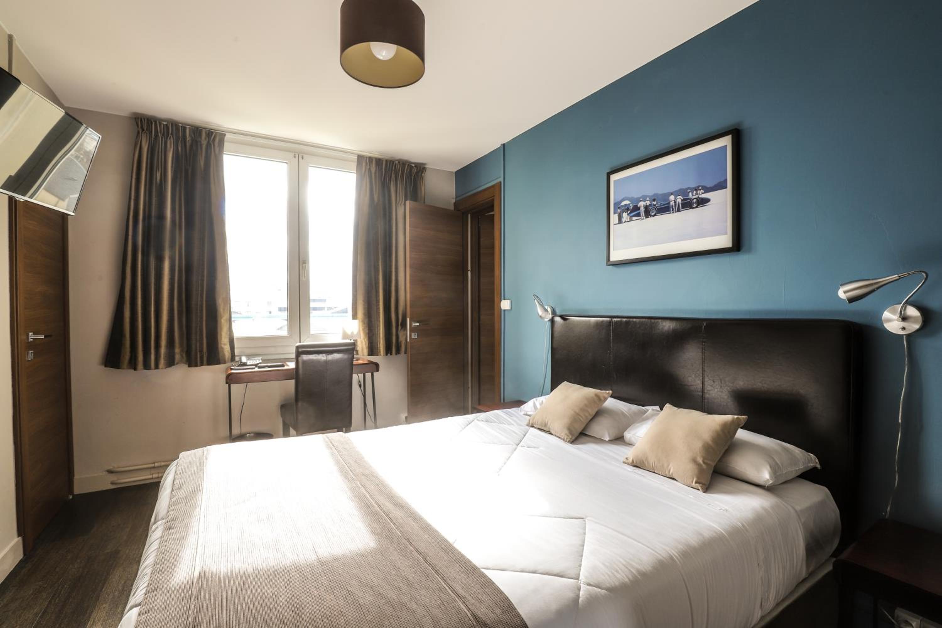 Family Suite (4 Adults) - Photo 4