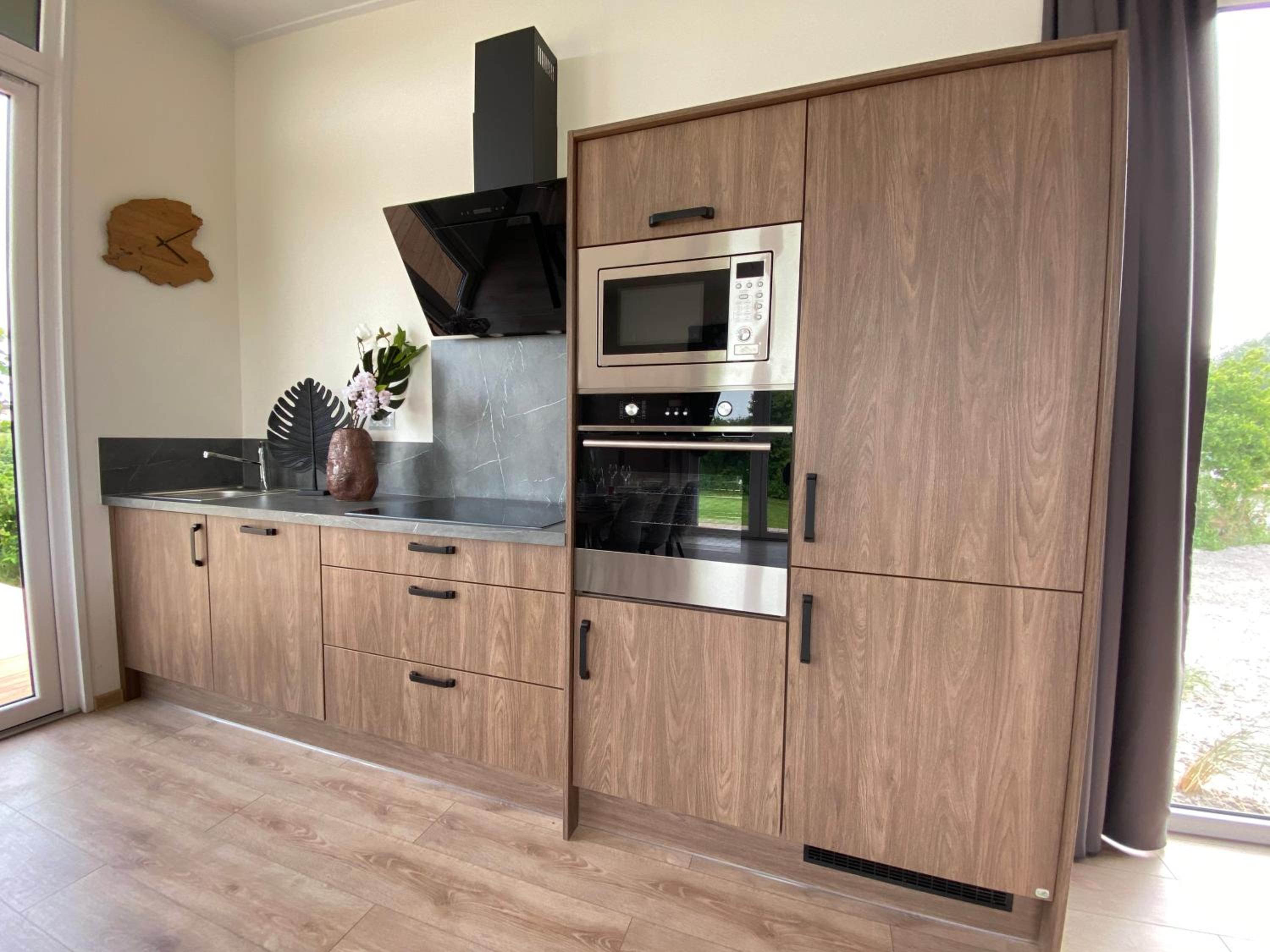 Three-Bedroom Chalet - Photo 8