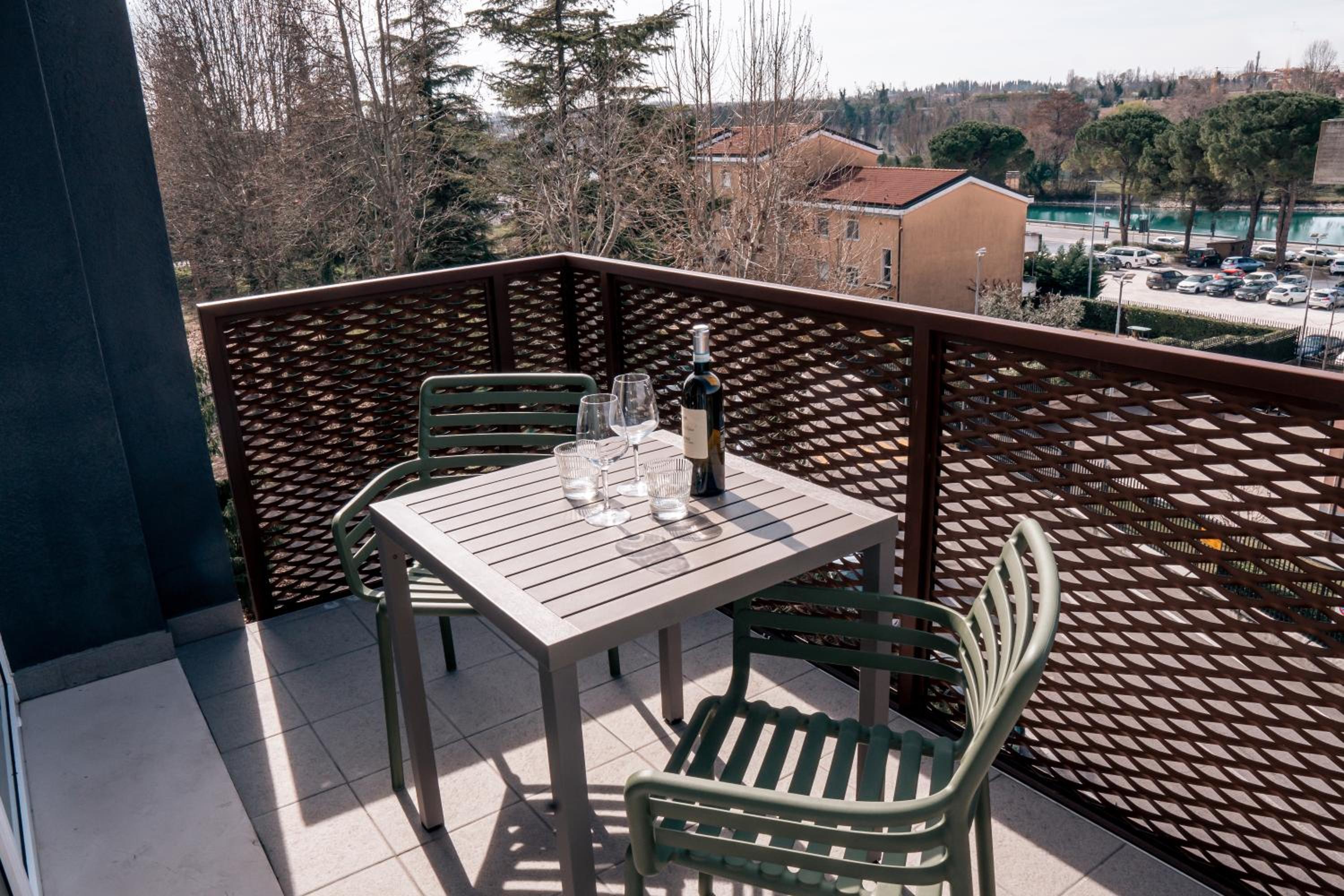 Quadruple Room with Balcony photo 2