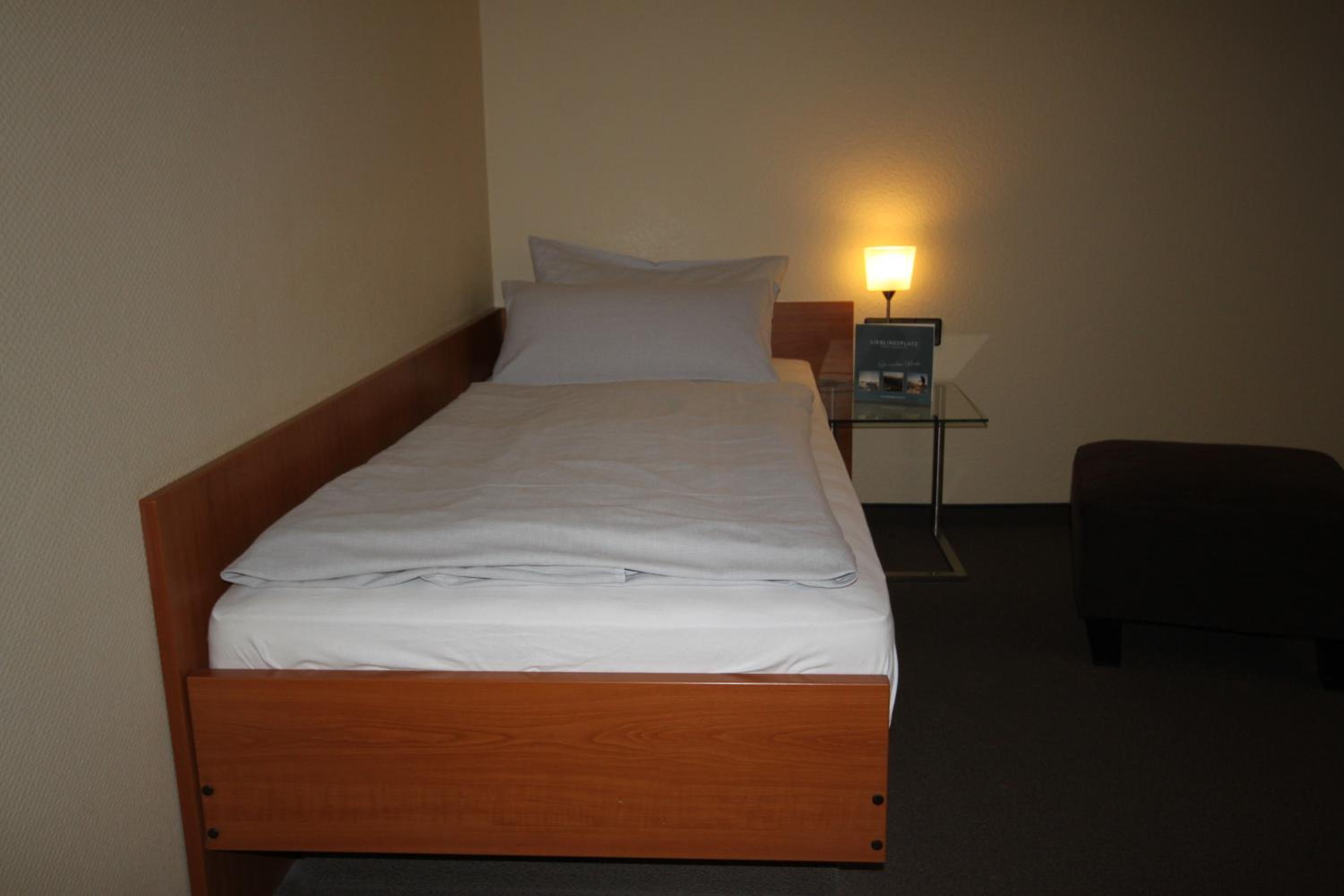 Single Room photo 2