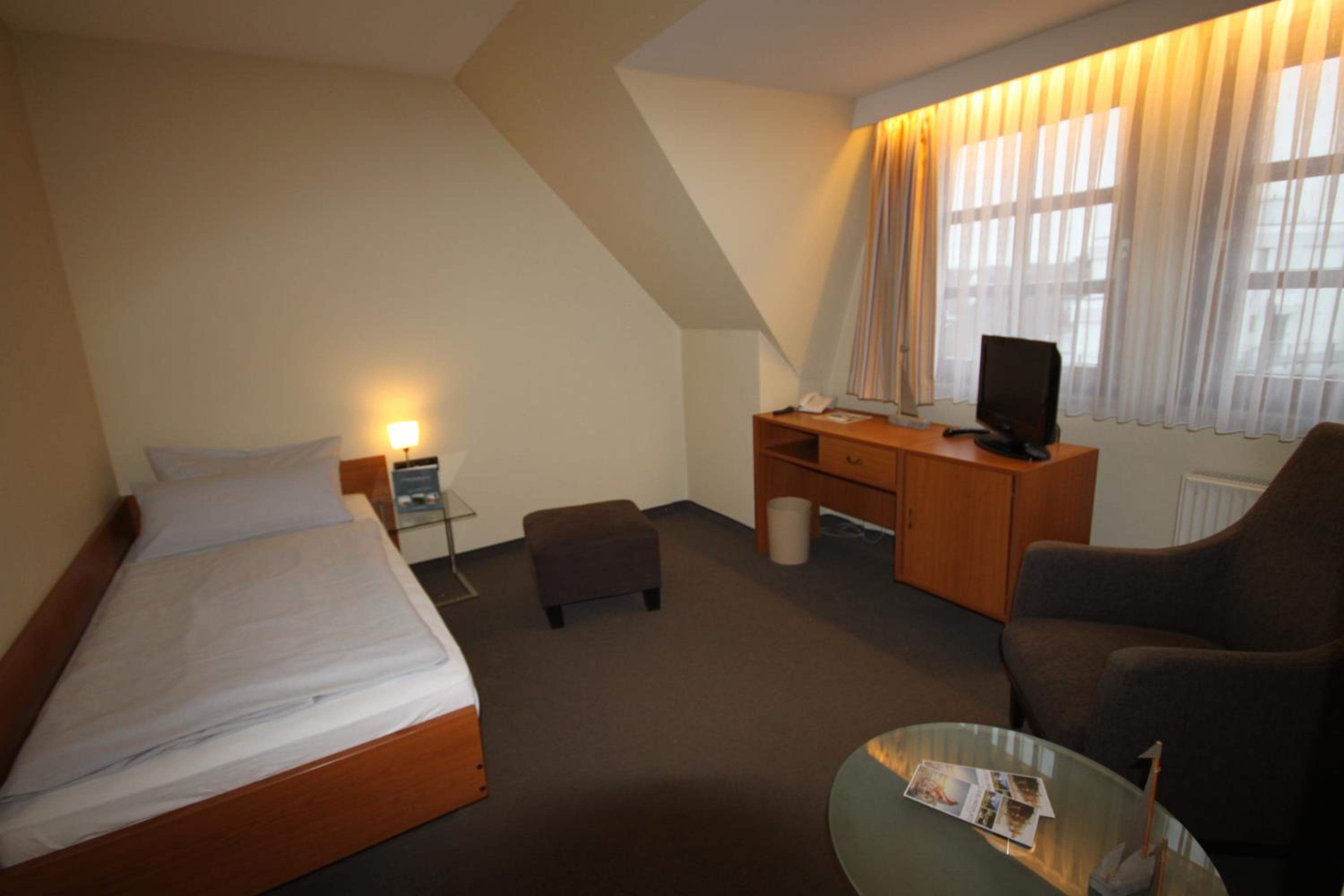 Single Room photo 1