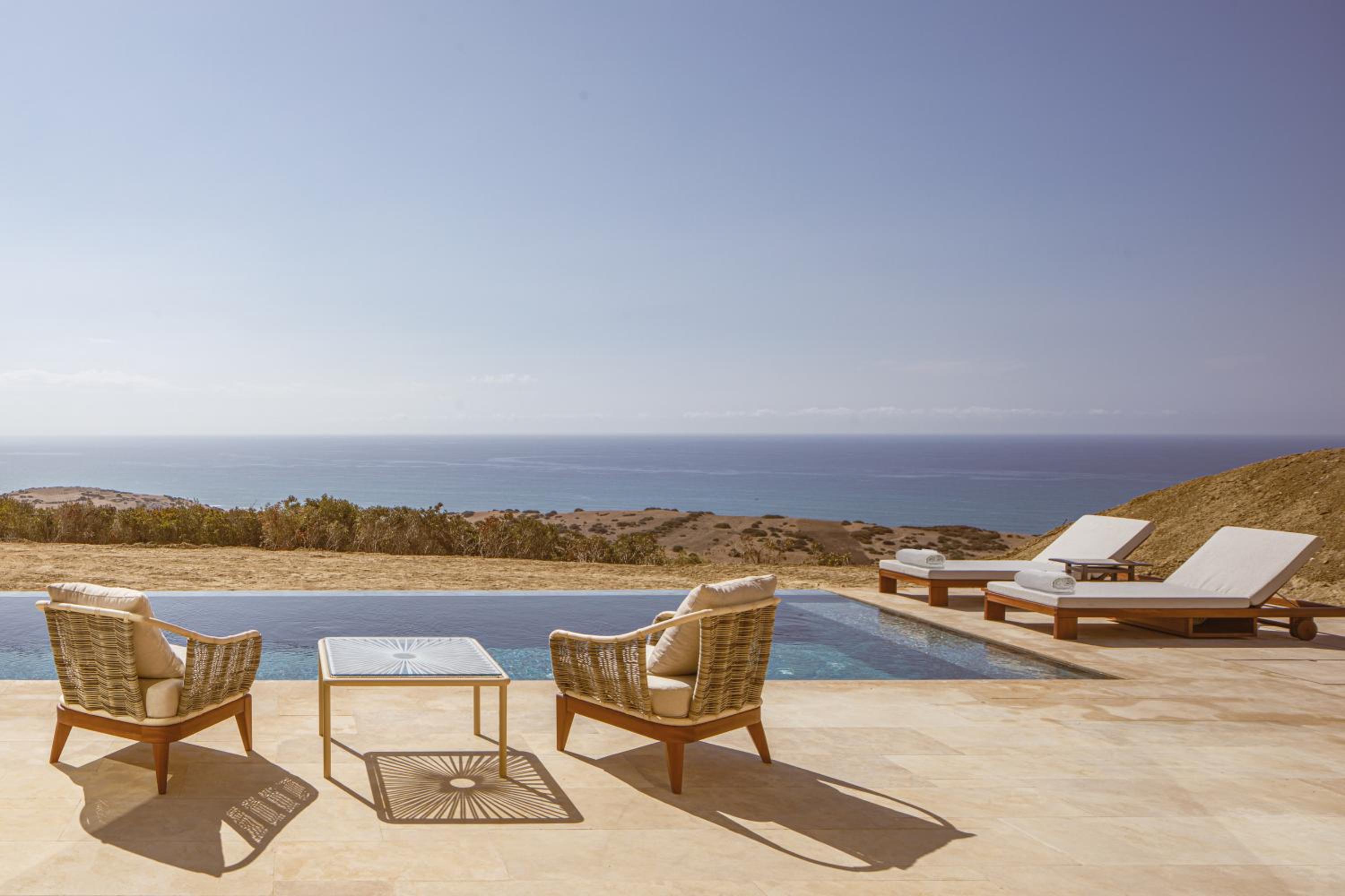 Sirine Pool Suite with Ocean View - Photo 8