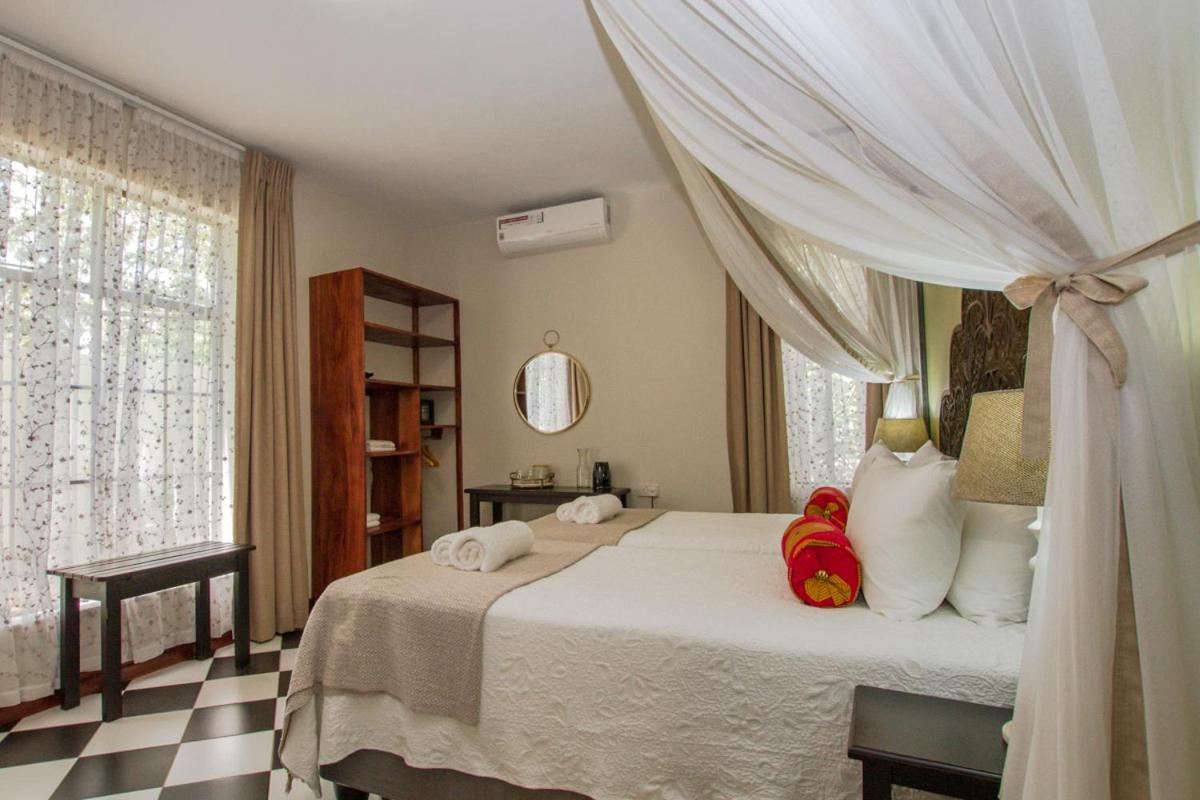 Luxury Triple Room