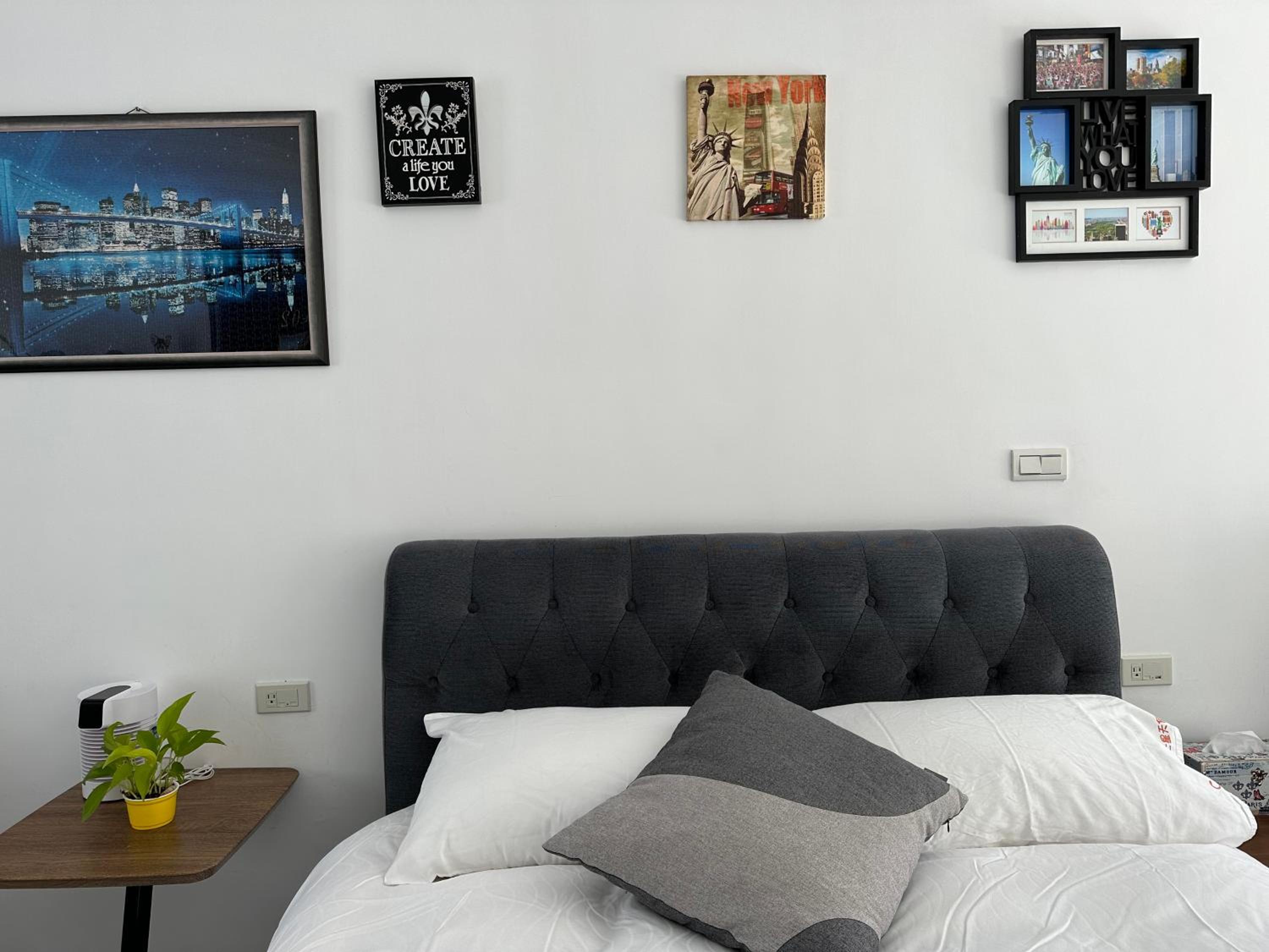 Deluxe Triple Room with Sea View photo 3