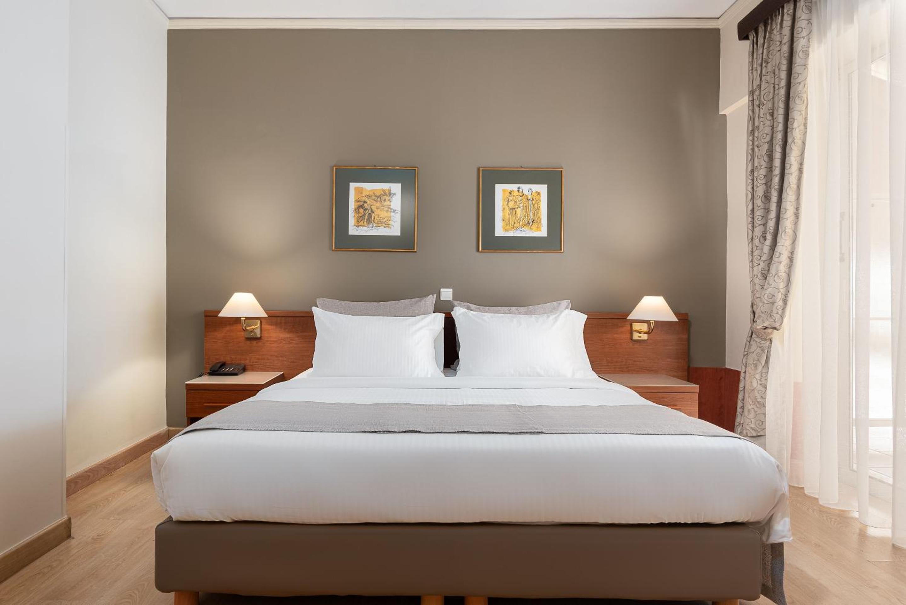 Twin Room with Extra Bed - Photo 6
