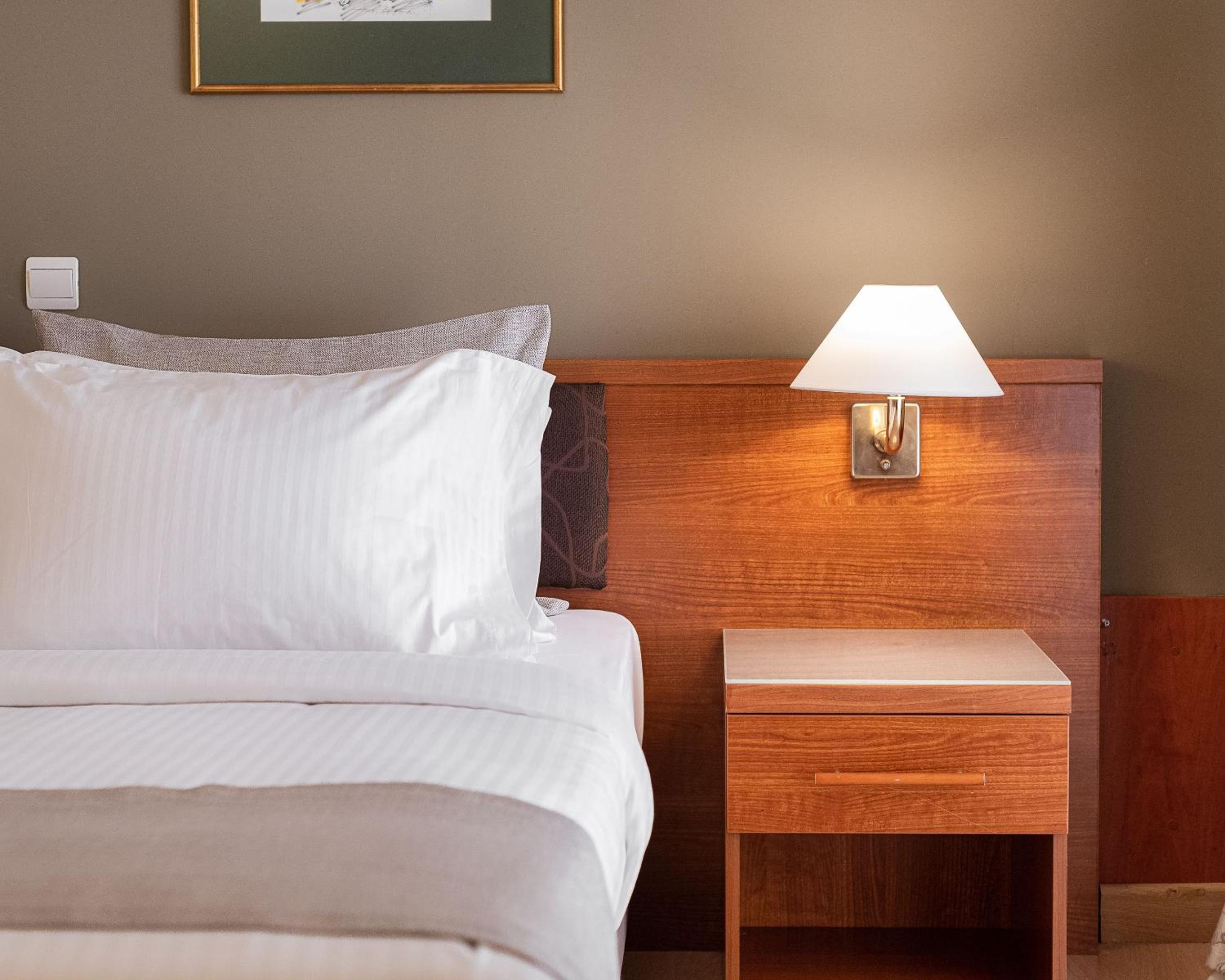 Twin Room - Photo 7