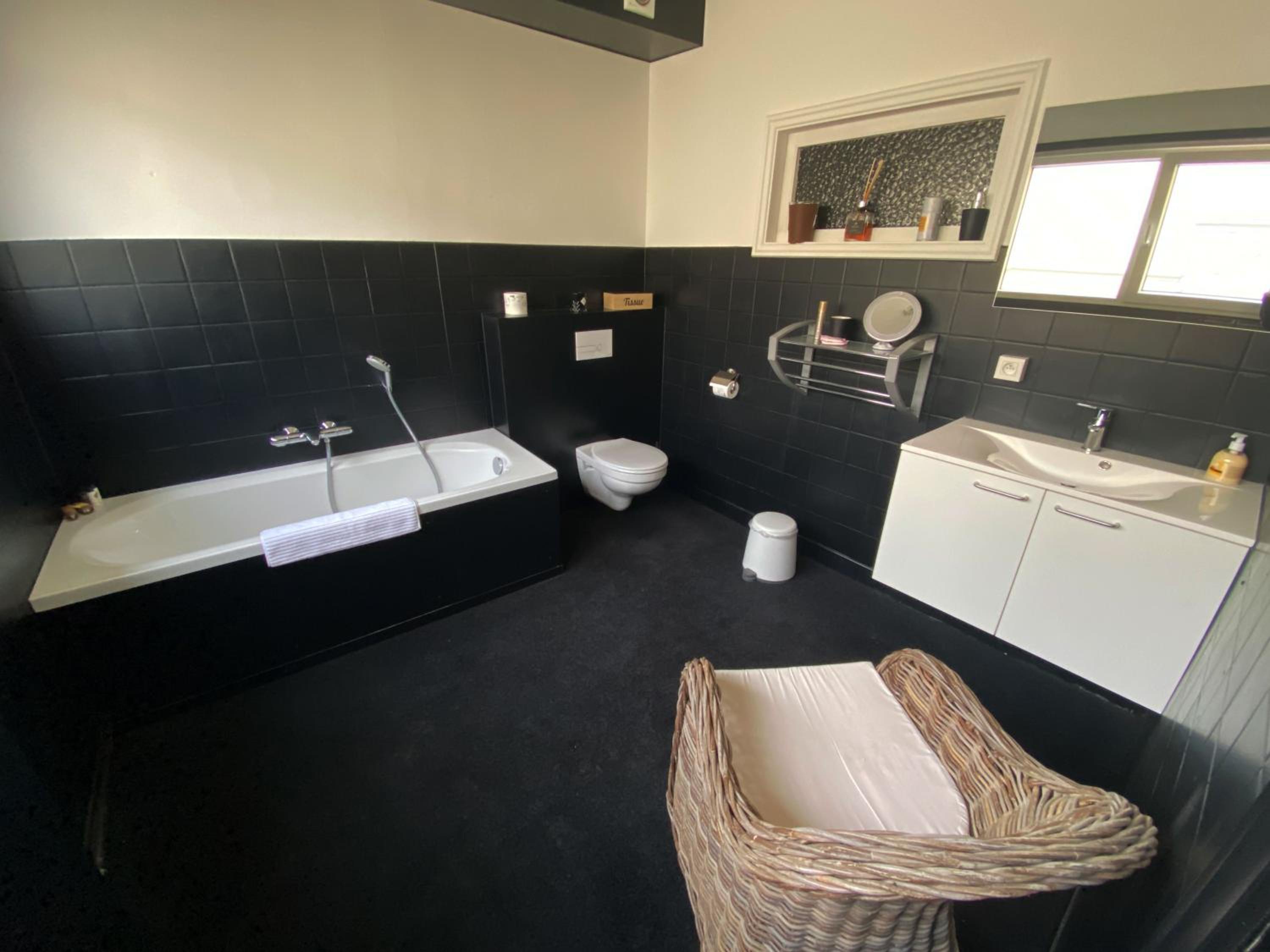 Superior Triple Room photo 3