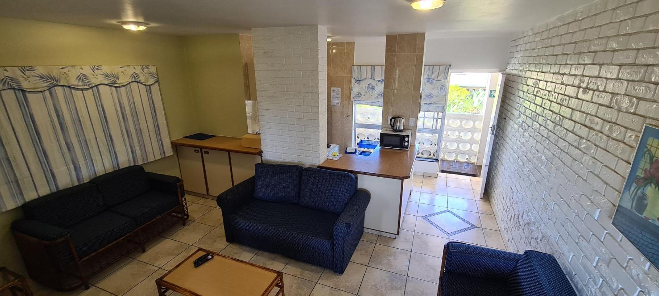 One-Bedroom Apartment - Photo 6