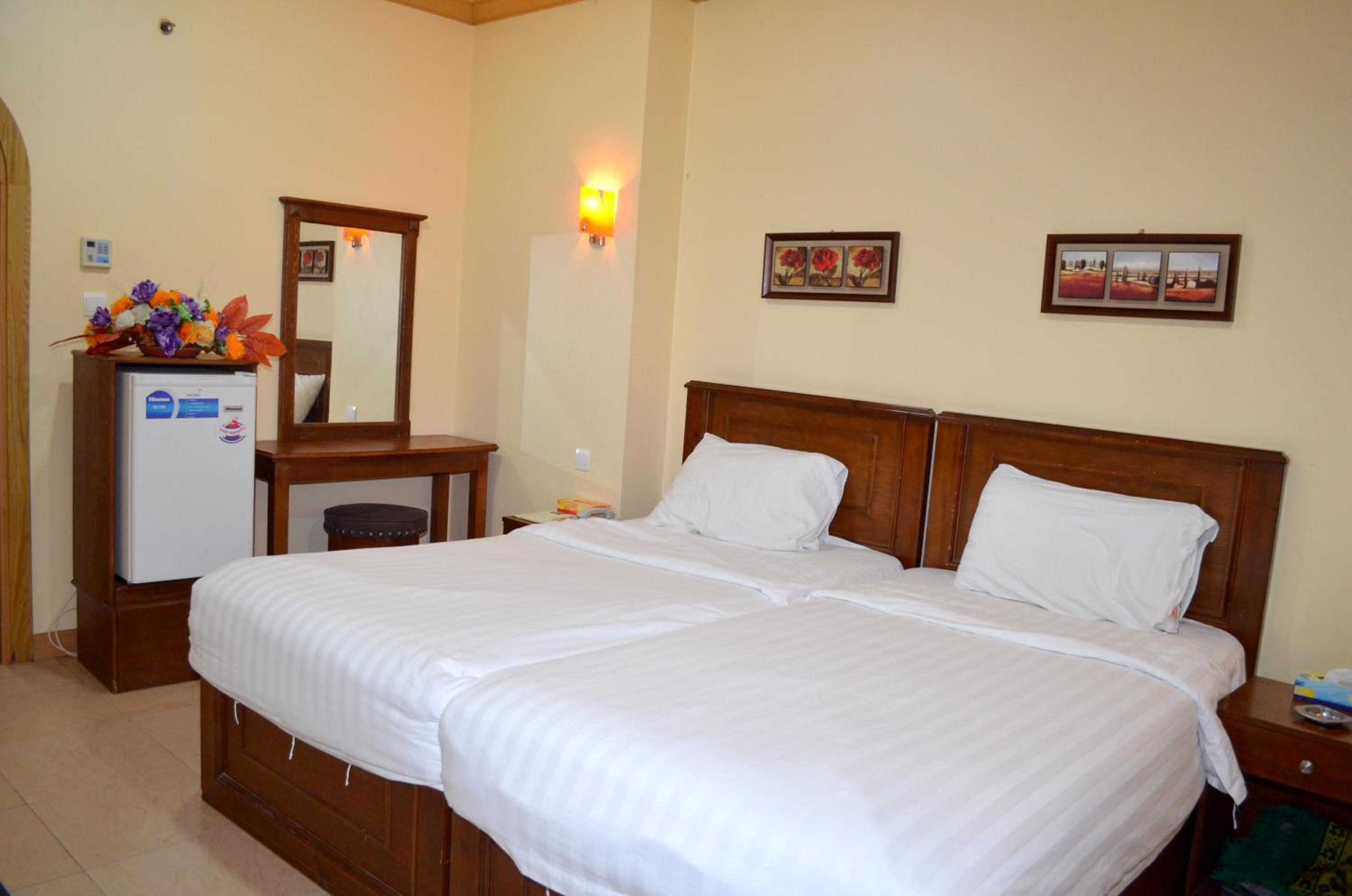 Deluxe Twin Room - Photo 7
