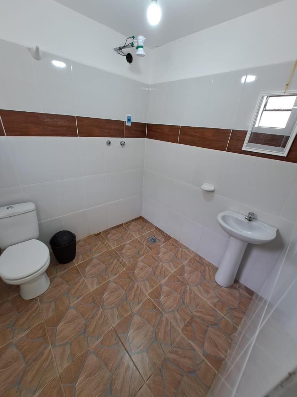Double Room With Private Bathroom photo 3