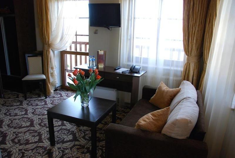 Double Room - Photo 4