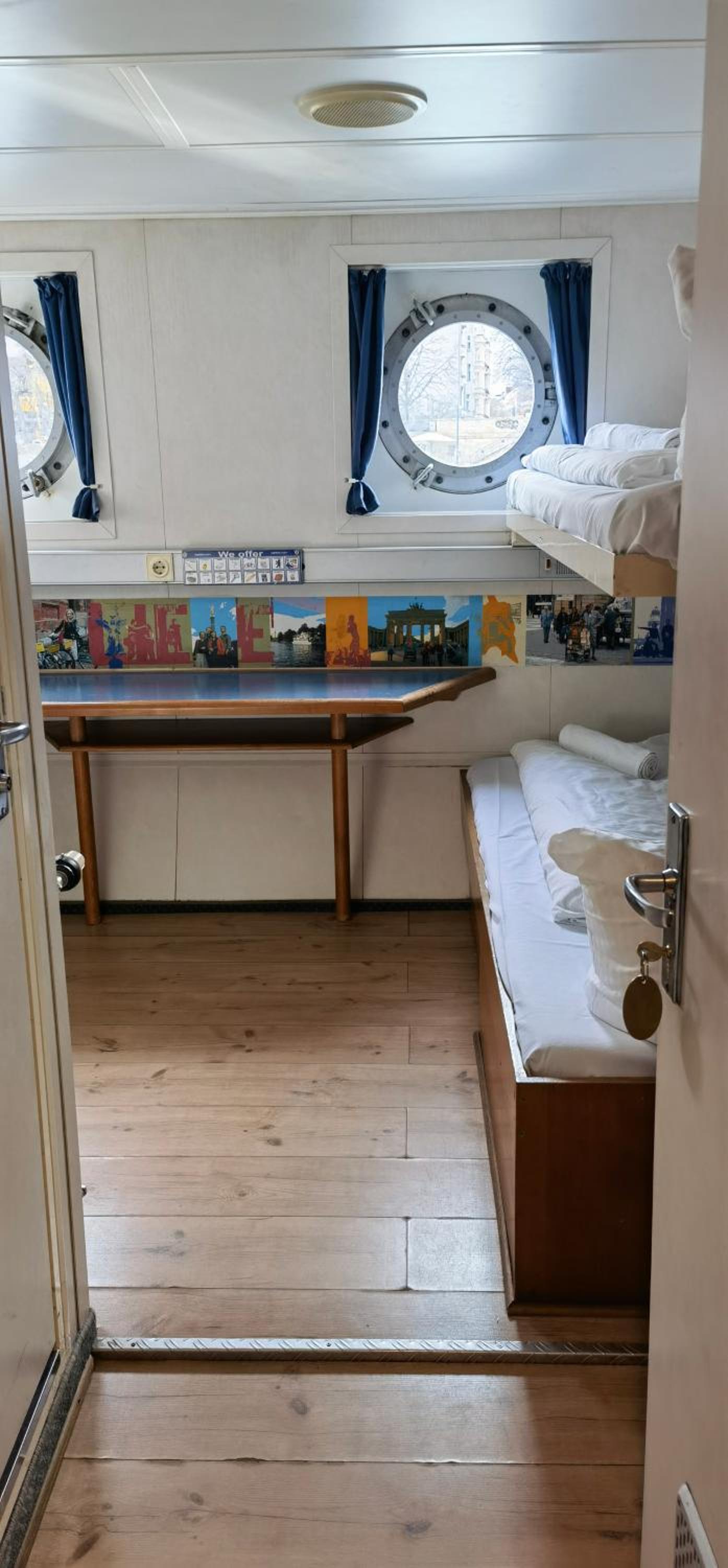 Triple Cabin 2nd Class - Shipotel Eastern photo 3