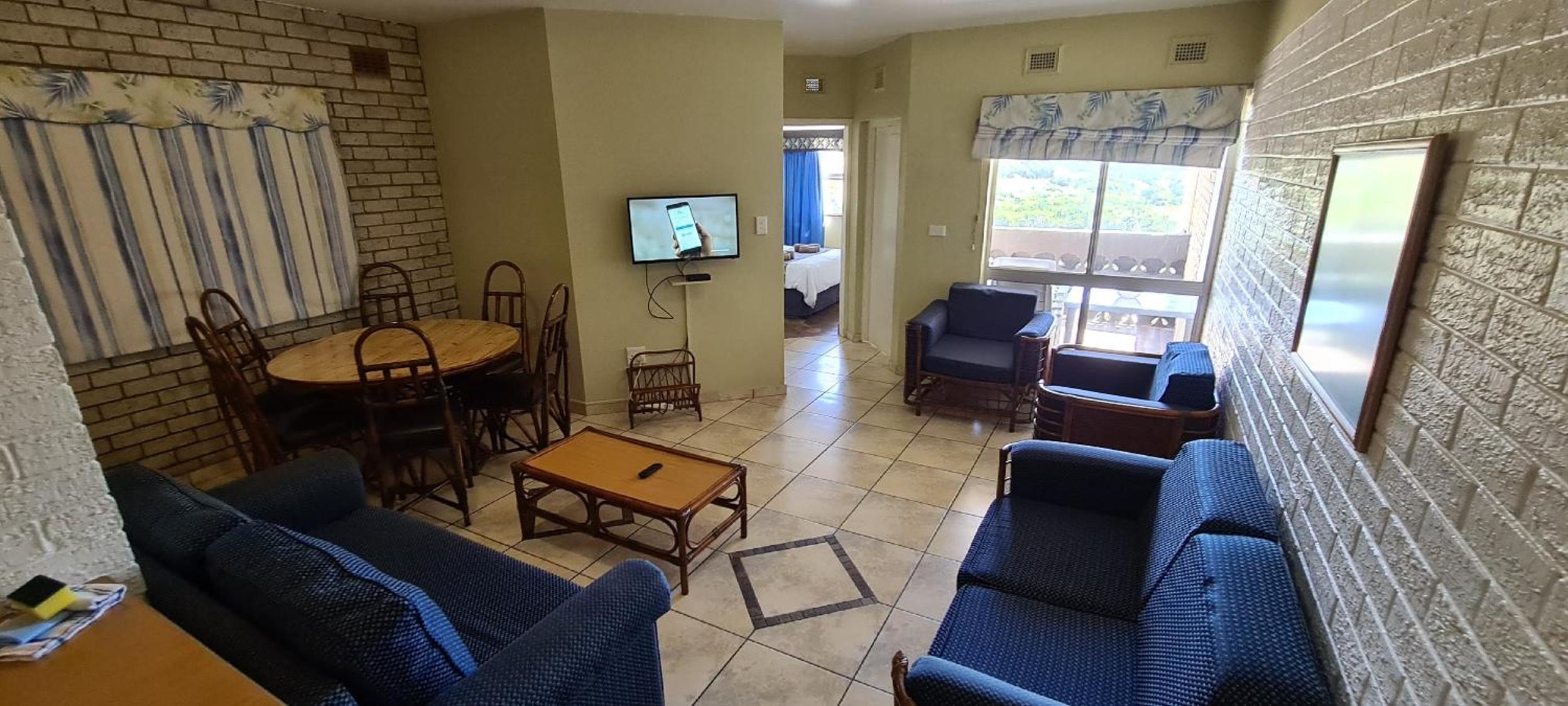 Three-Bedroom Apartment - Photo 2