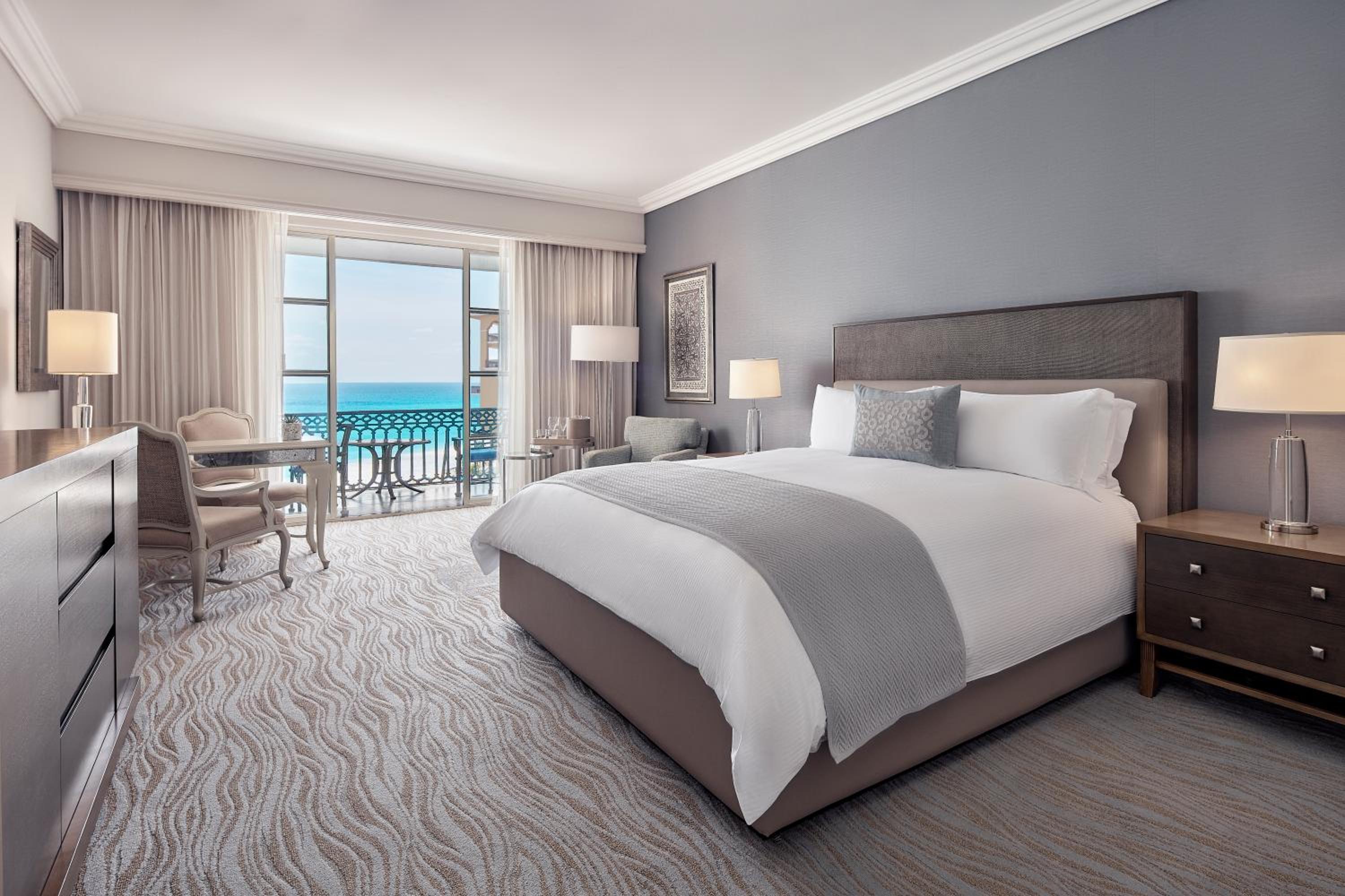 Club Seafront Suite - Photo 4