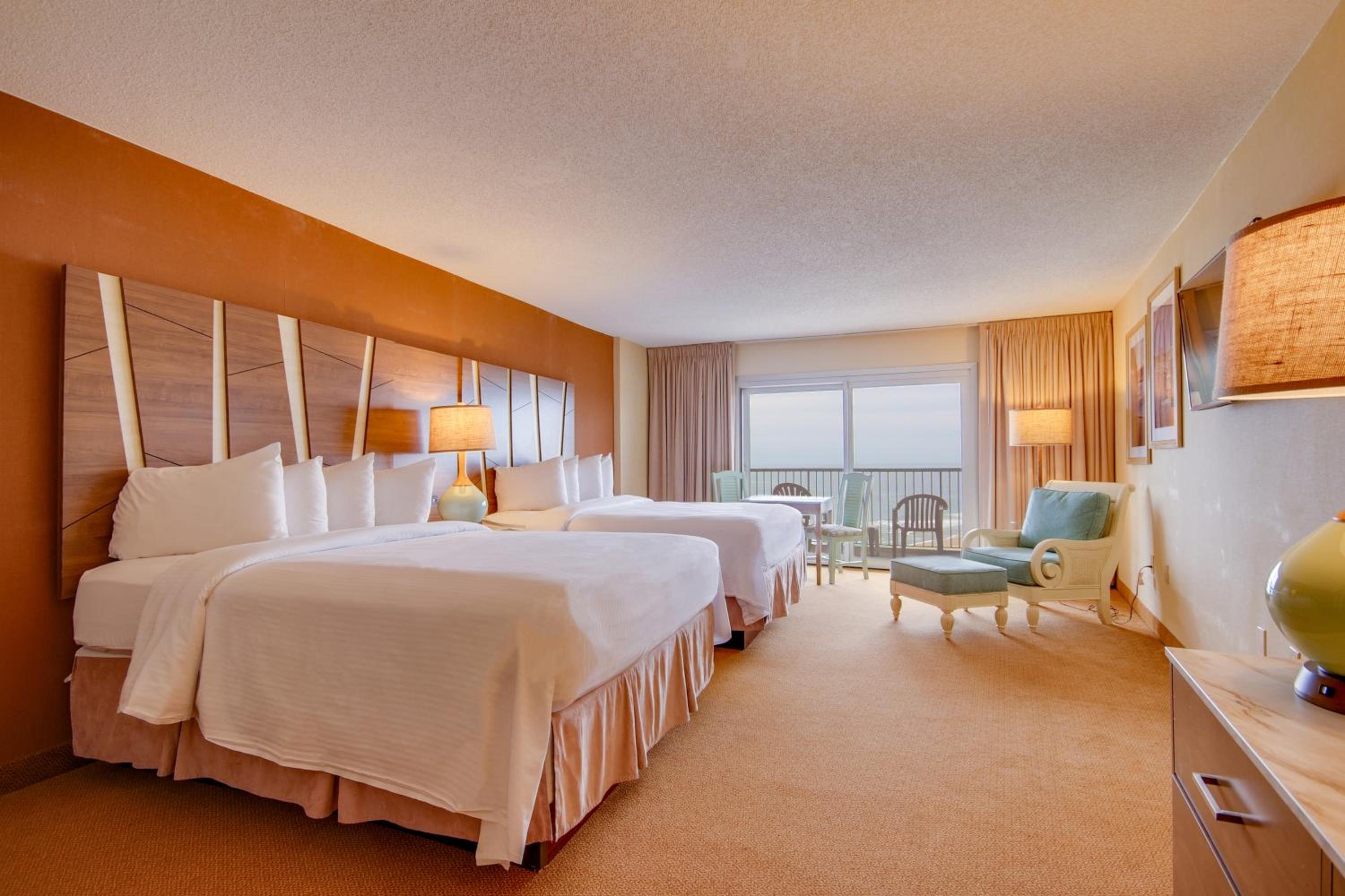 Partial View with Two Queen Beds - Non Smoking