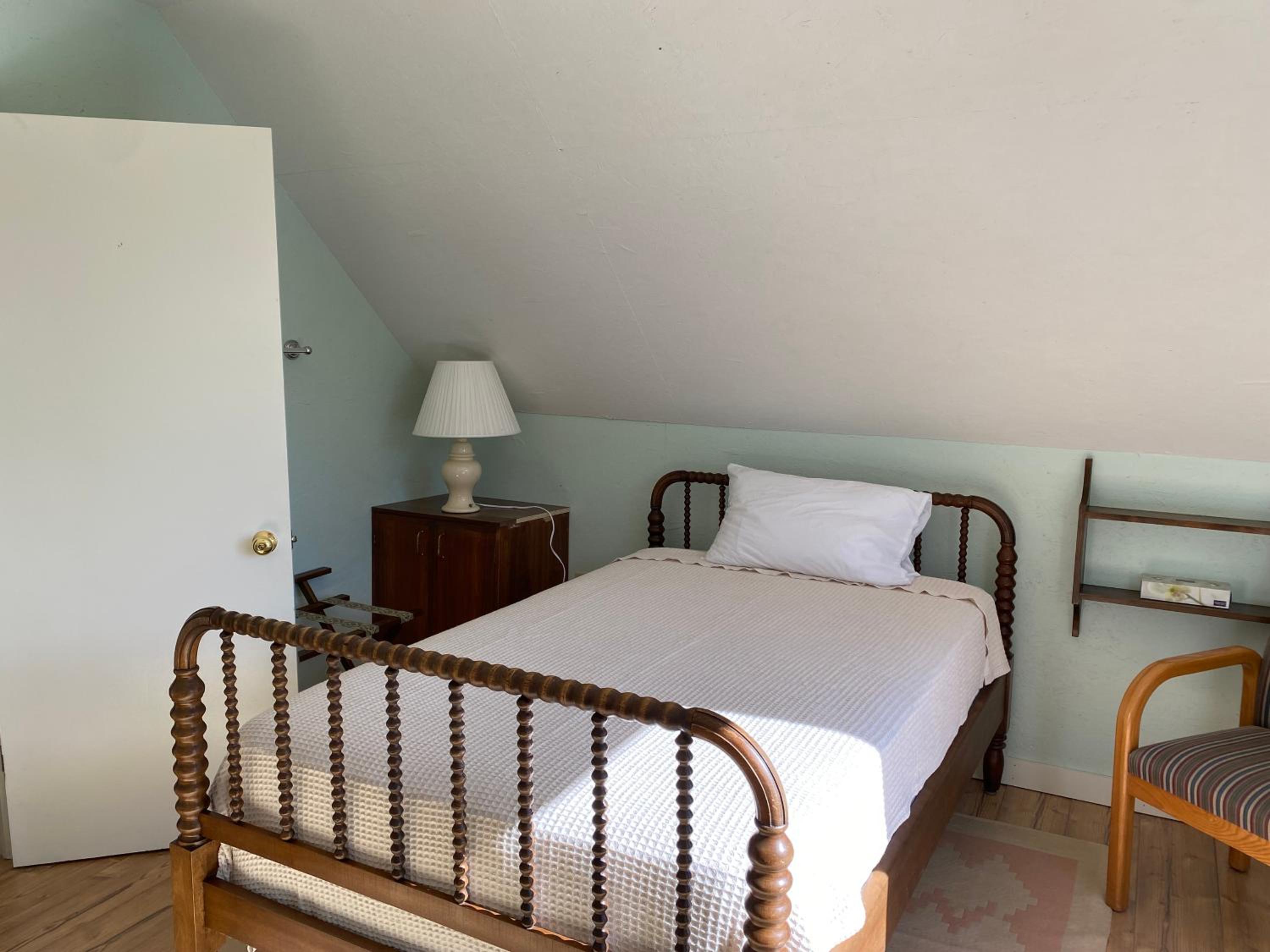 Budget Double Room photo 1