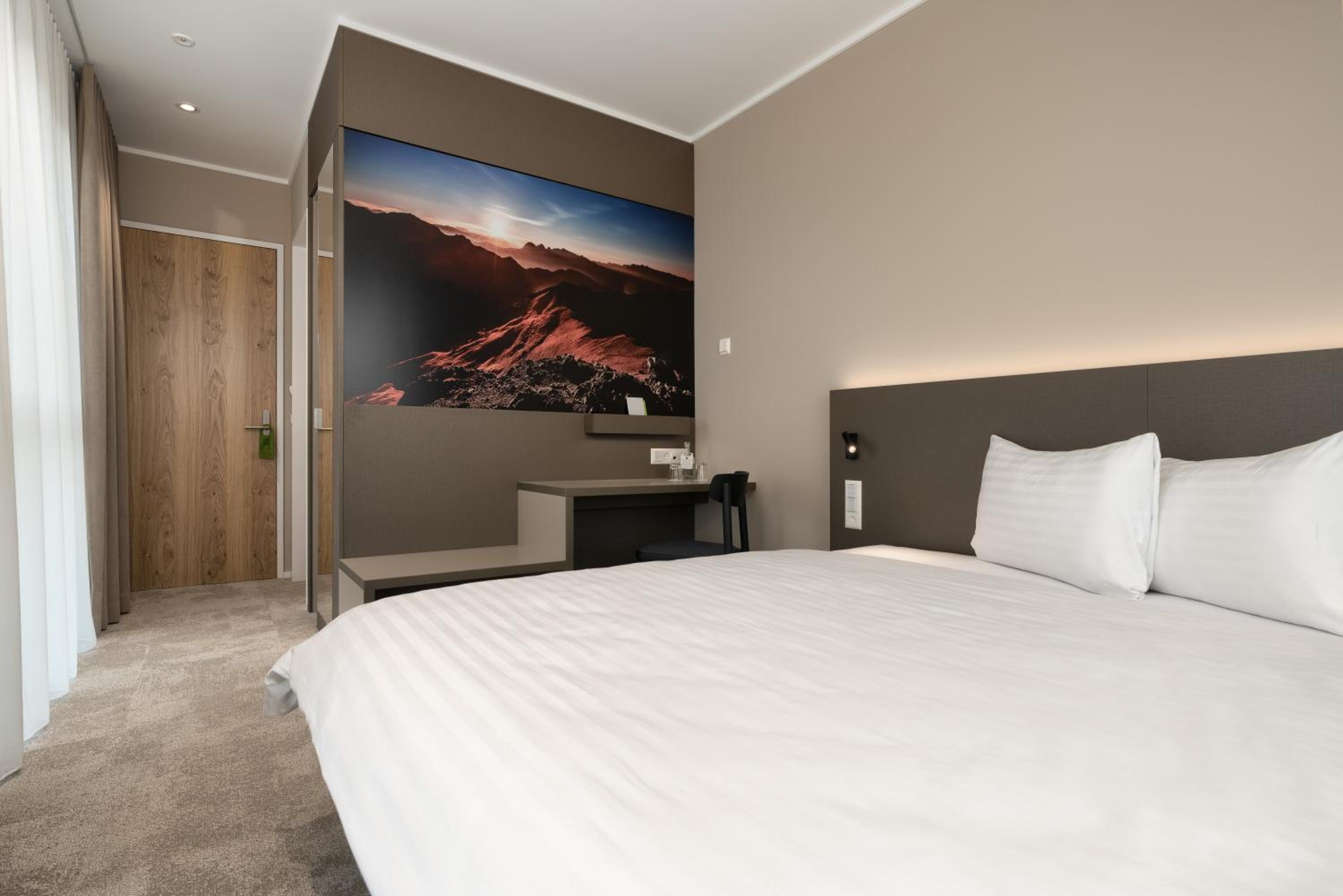 Double or Twin Room - Photo 1
