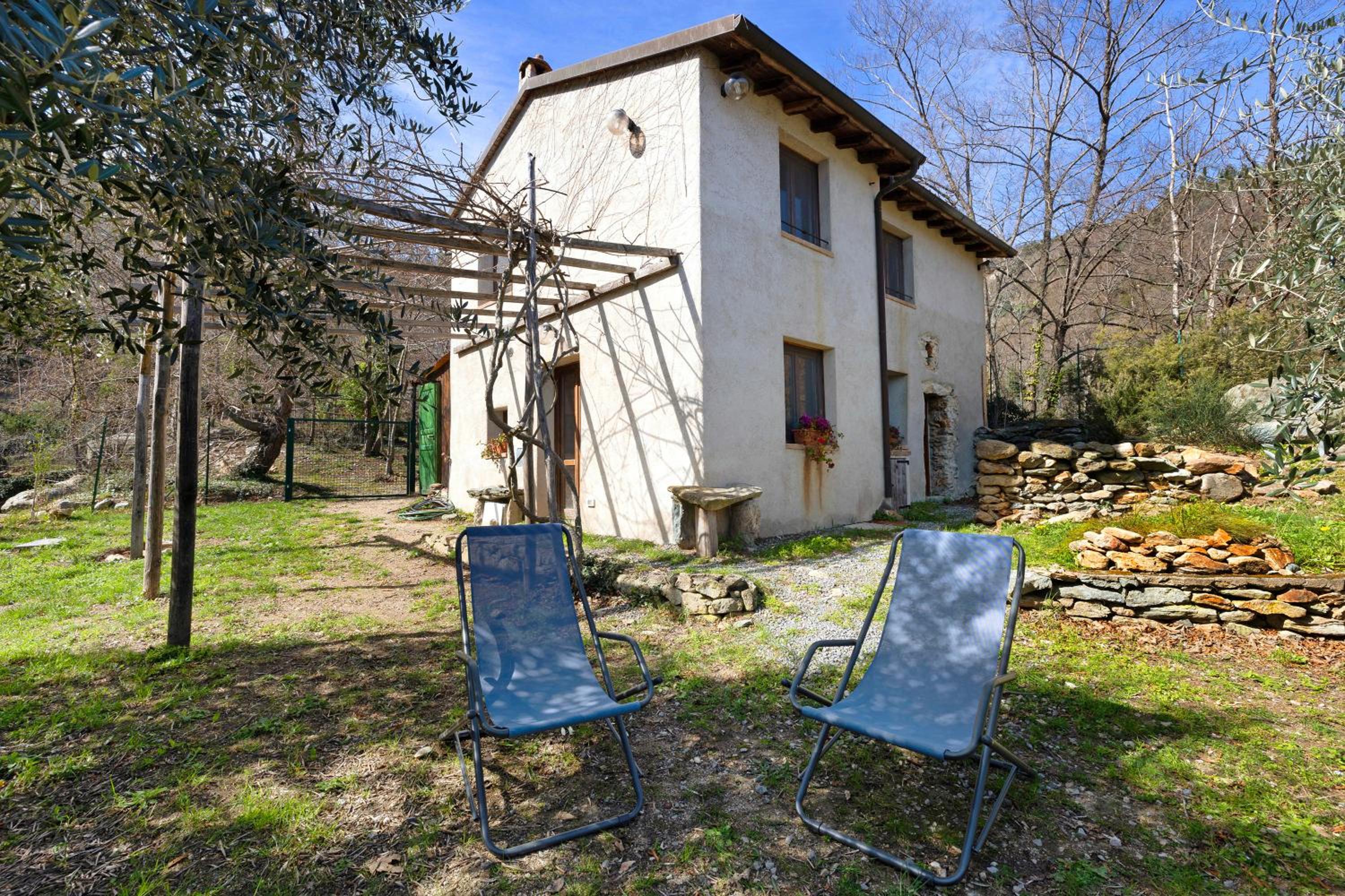 Two-Bedroom House photo 3