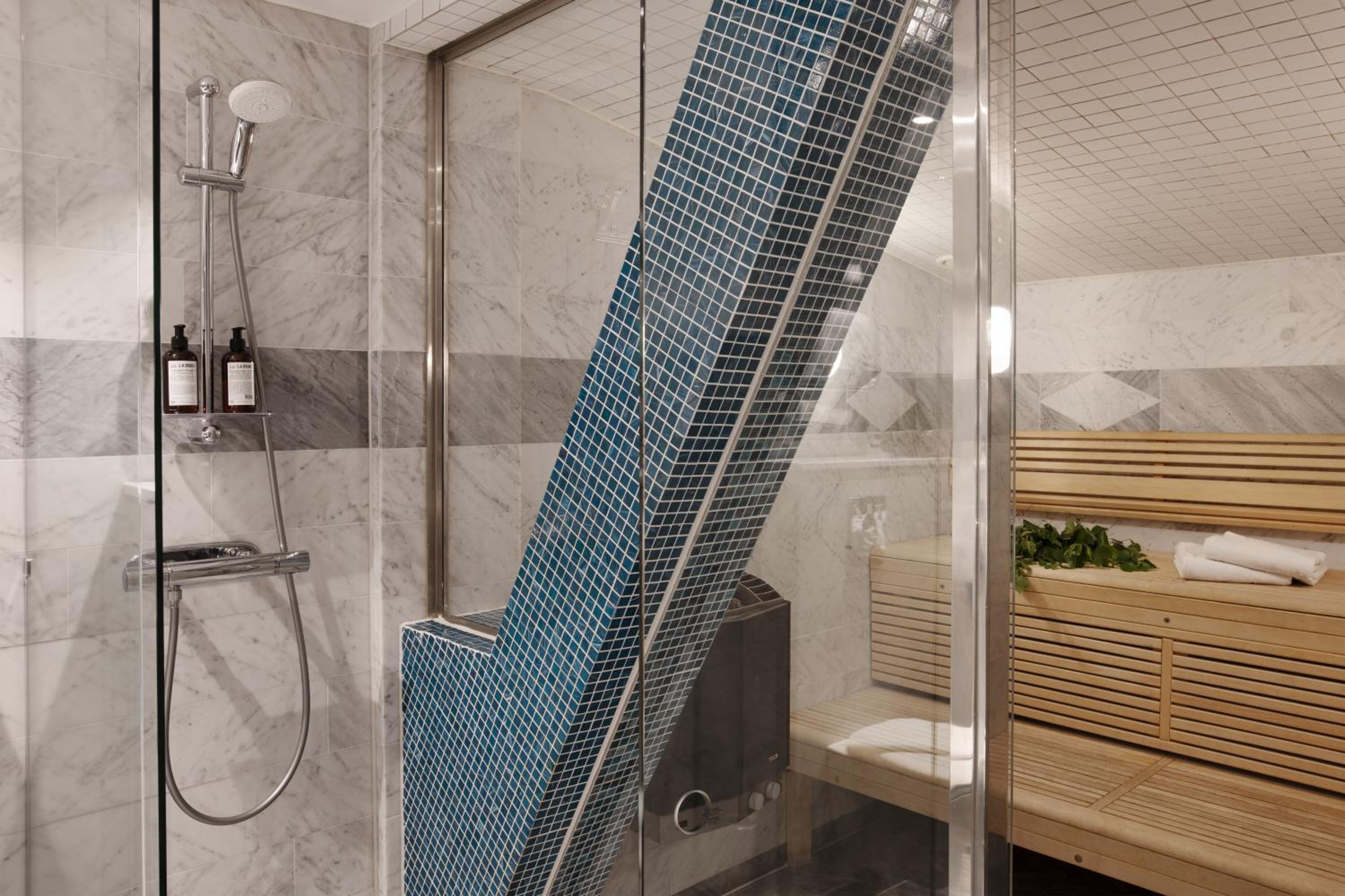 Superior Room with Finnish Sauna - Photo 7