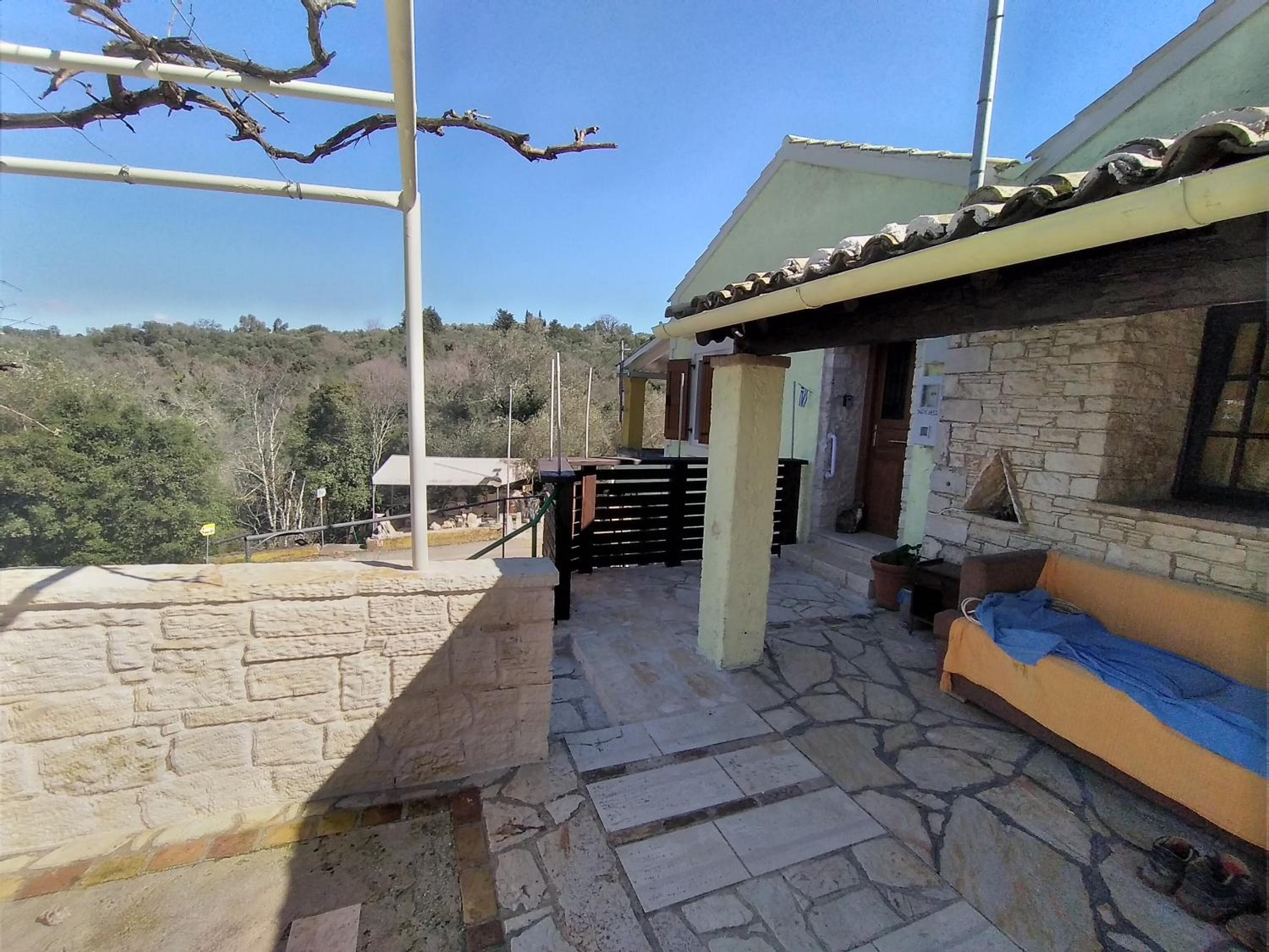 Two-Bedroom House - Photo 22