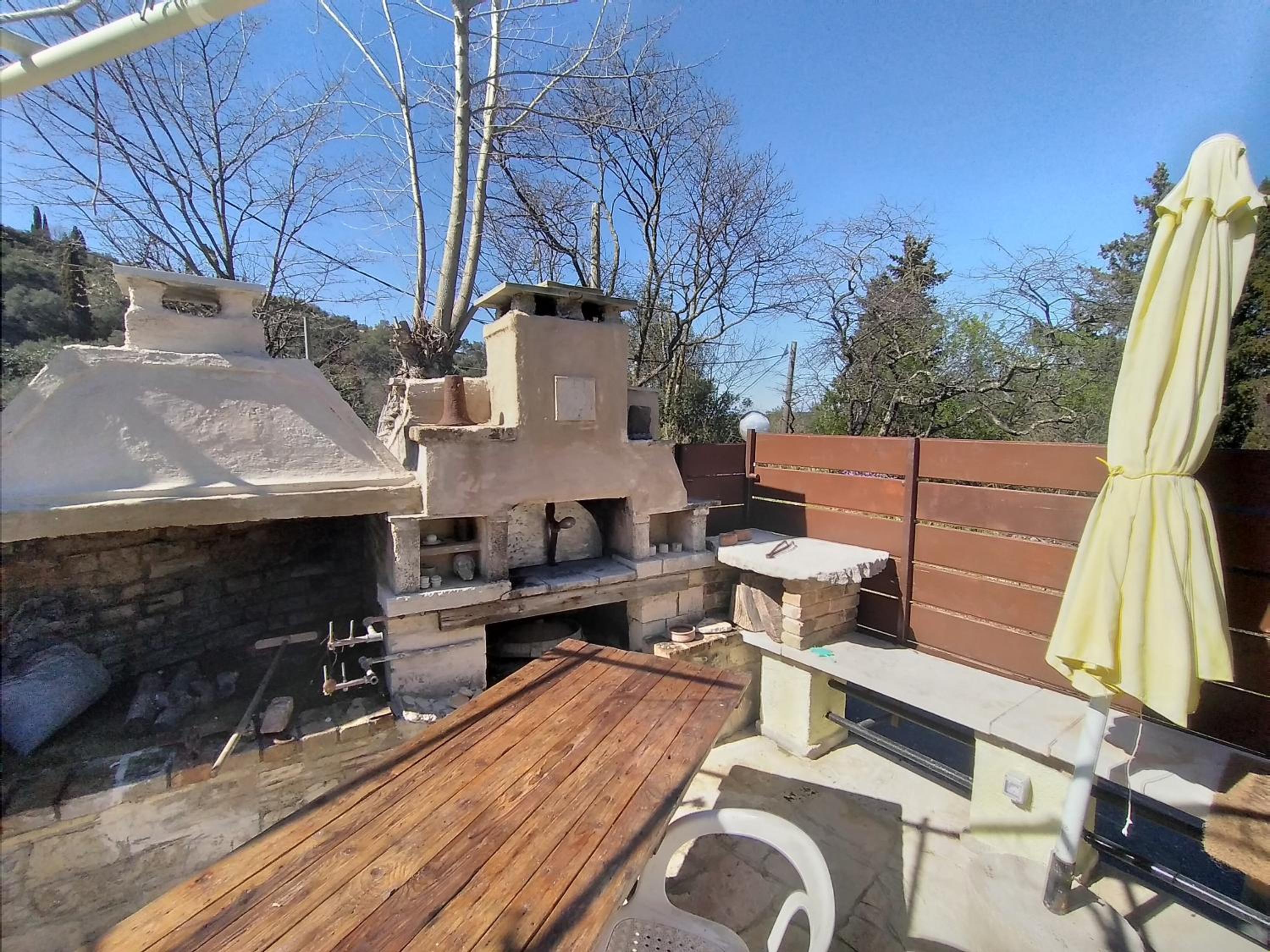 Two-Bedroom House - Photo 27