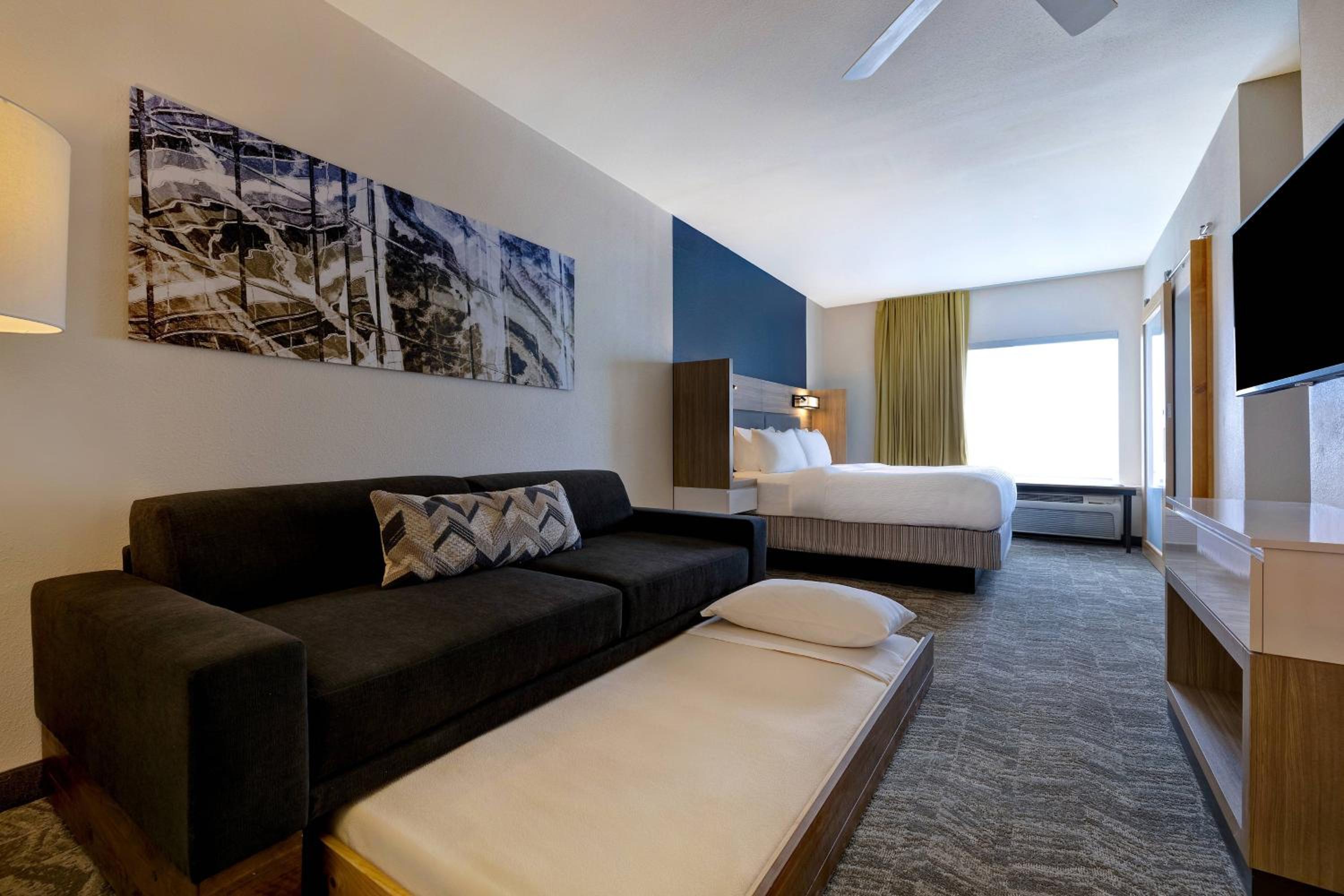 King Suite with Sofa Bed - Photo 5