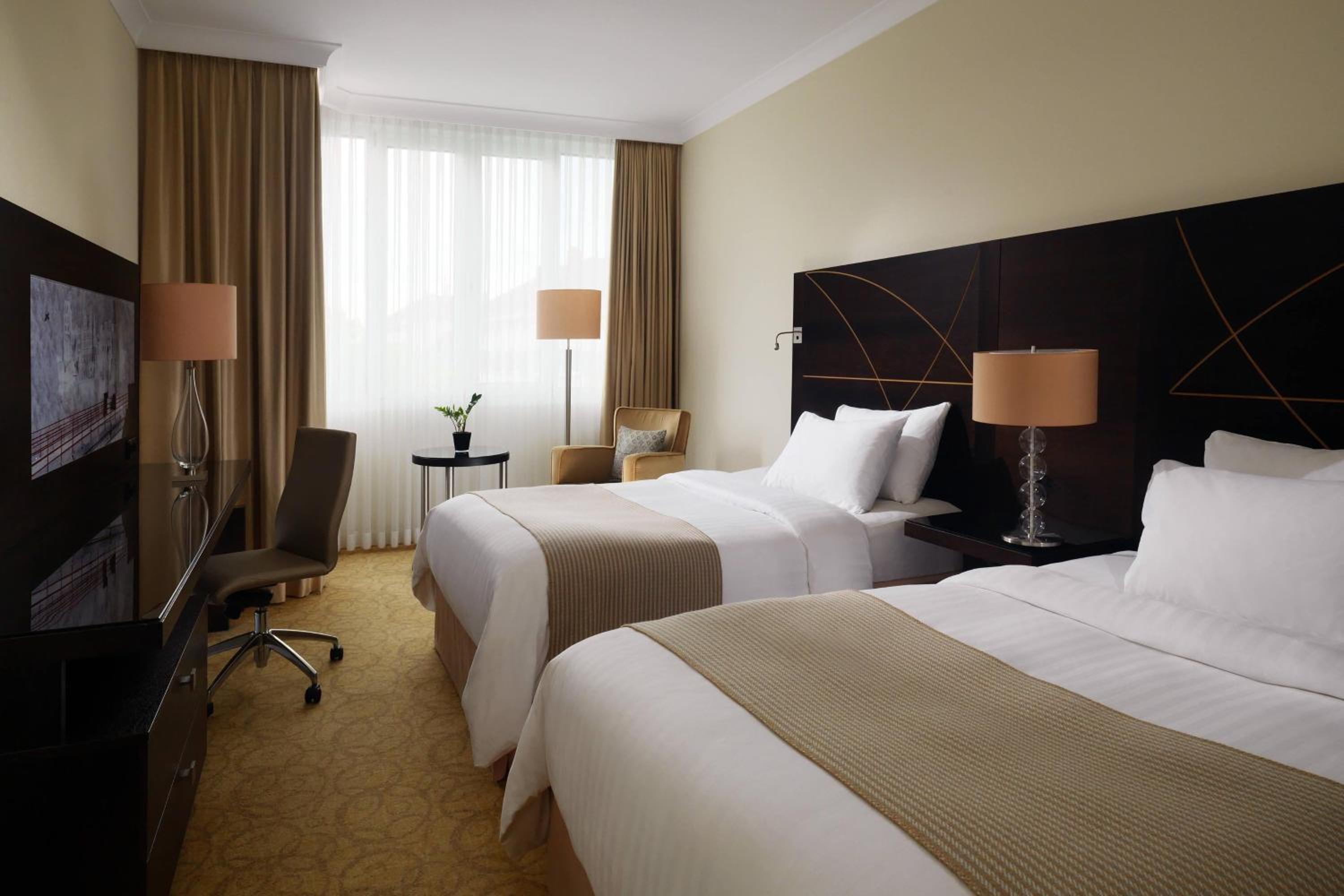 Executive Twin Room - Photo 1