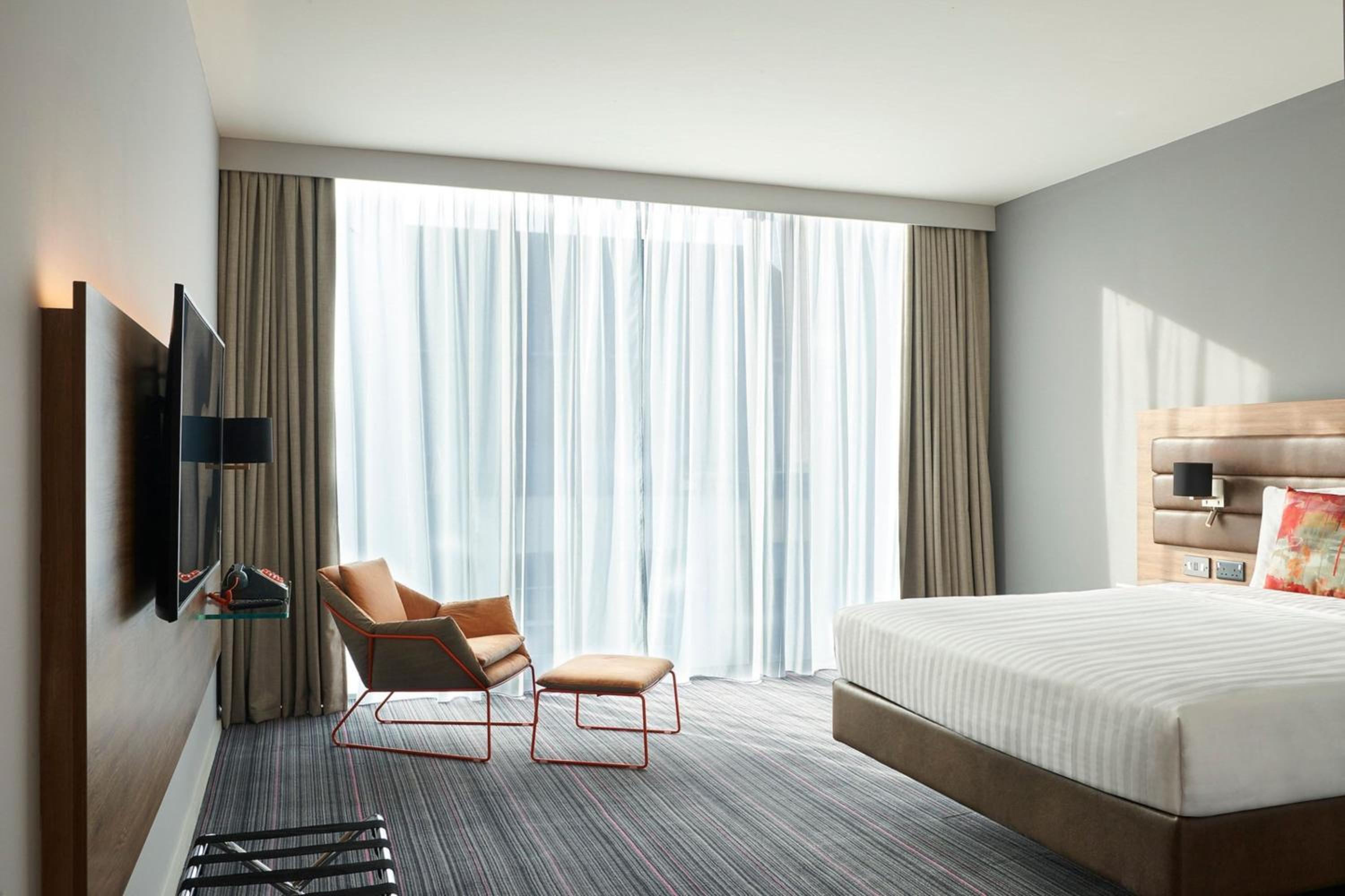 Moxy Peak Sleepers, Guest room, 1 Queen, City view