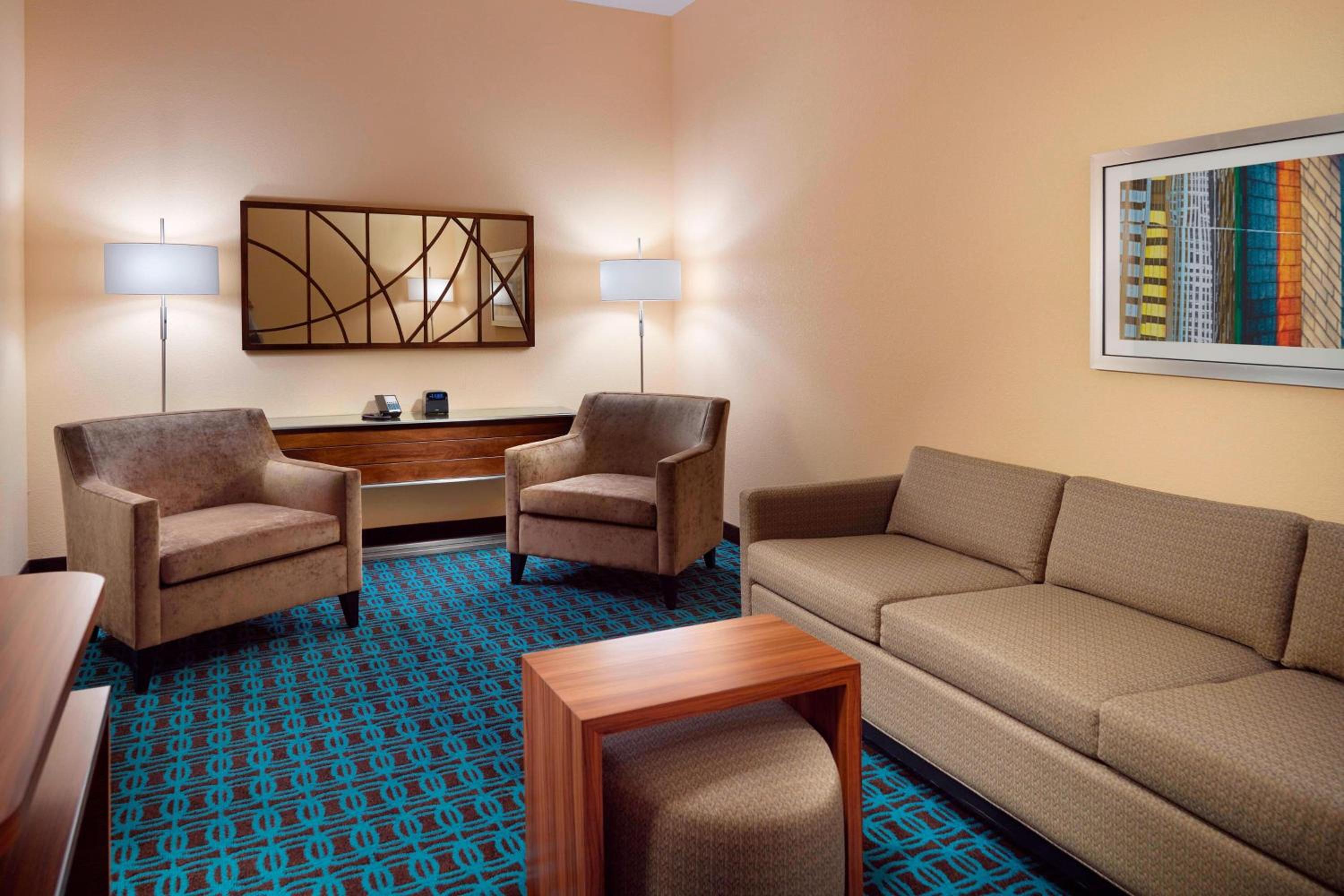 King Suite with Mountain View and Sofa Bed