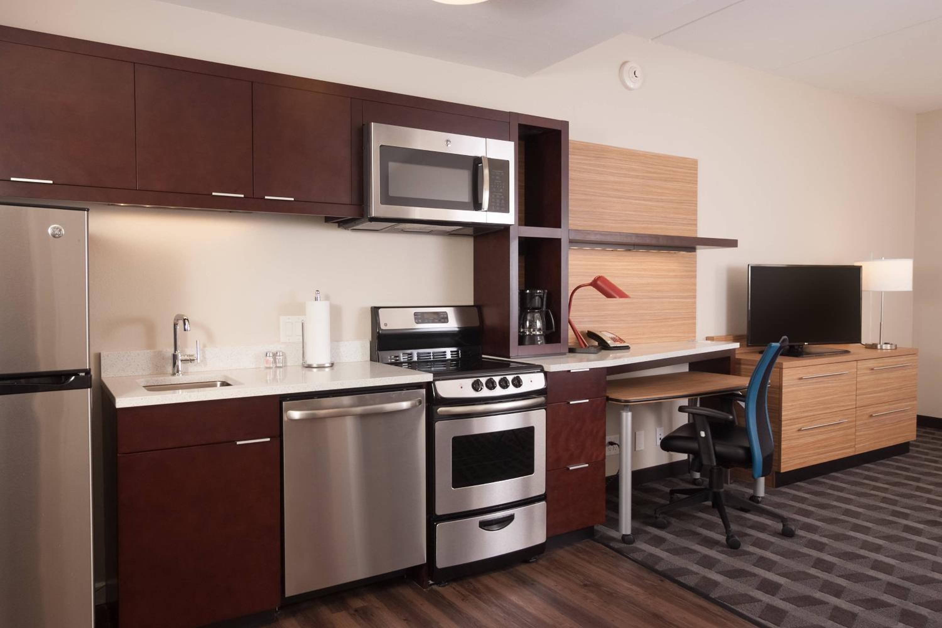 Two-Bedroom Suite photo 2
