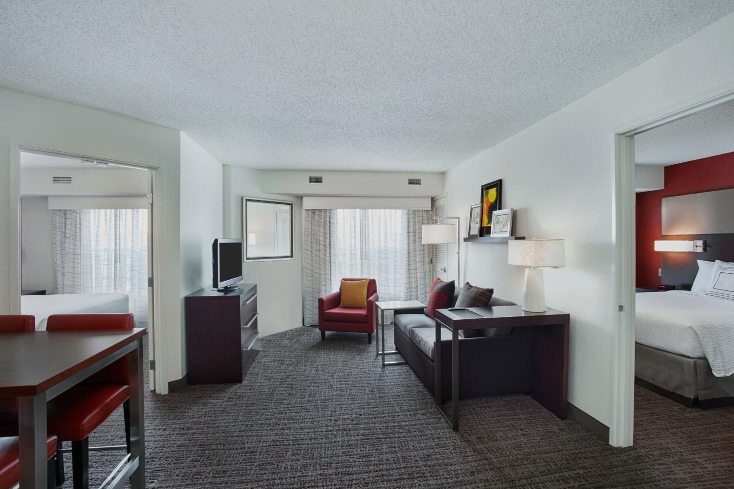 Two-Bedroom Suite - Photo 1