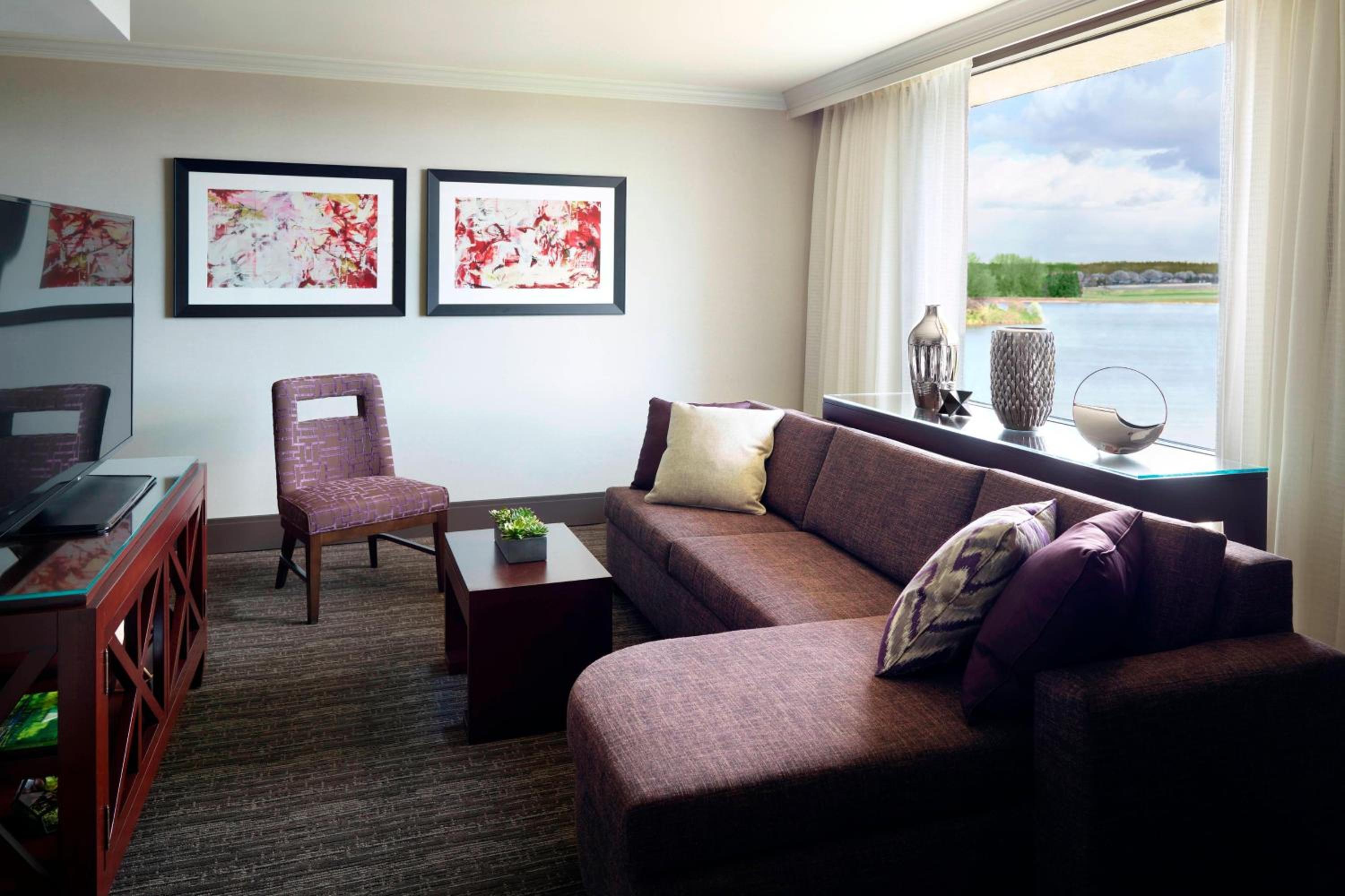 One-Bedroom Suite