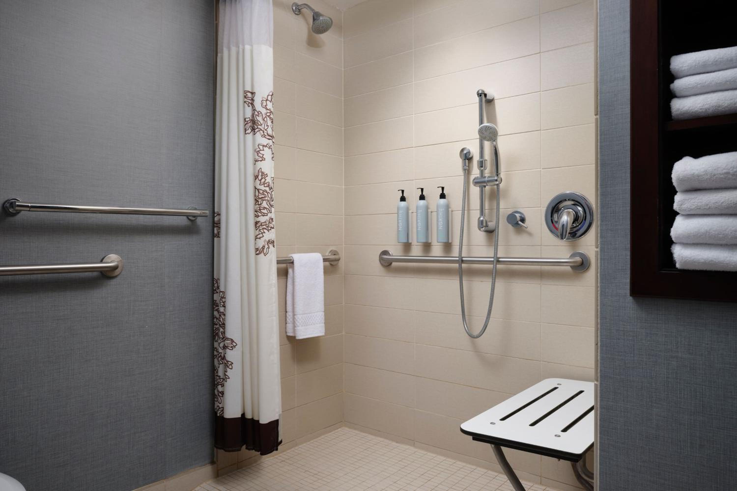 2 Bedroom Suite photo 2
