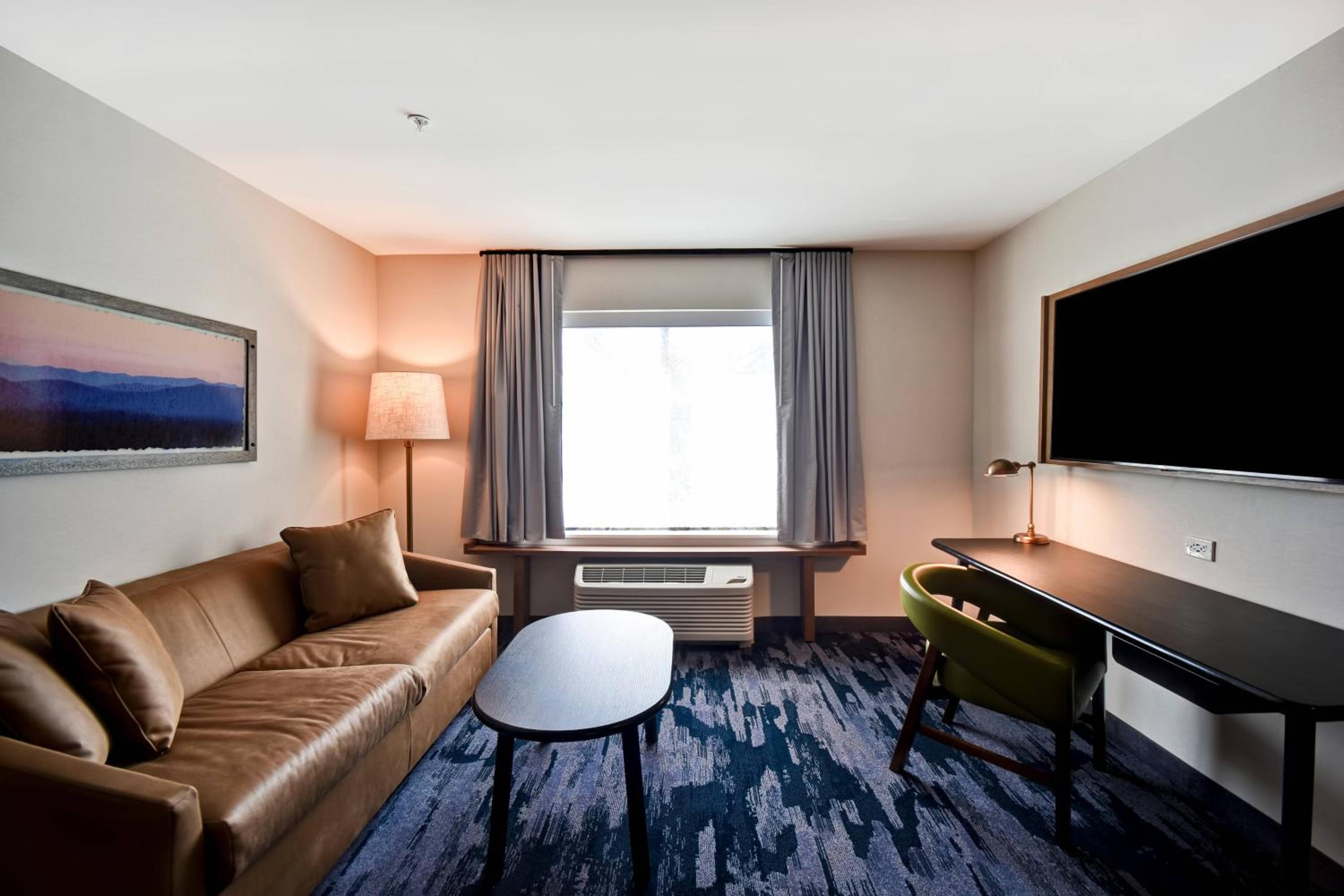 Suite, 2 Queen, Sofa bed - Photo 4