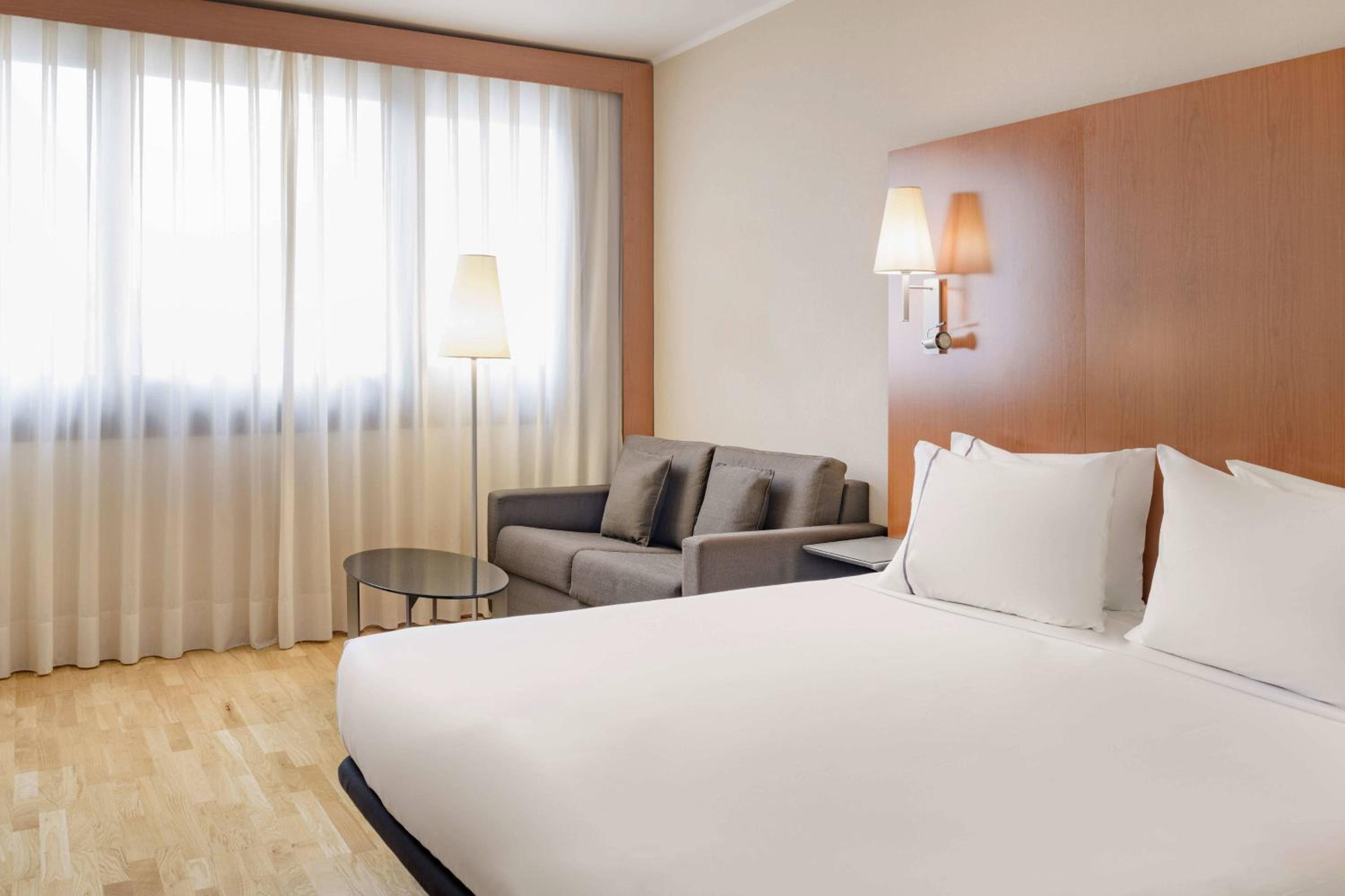 Superior King Room with Sofa Bed