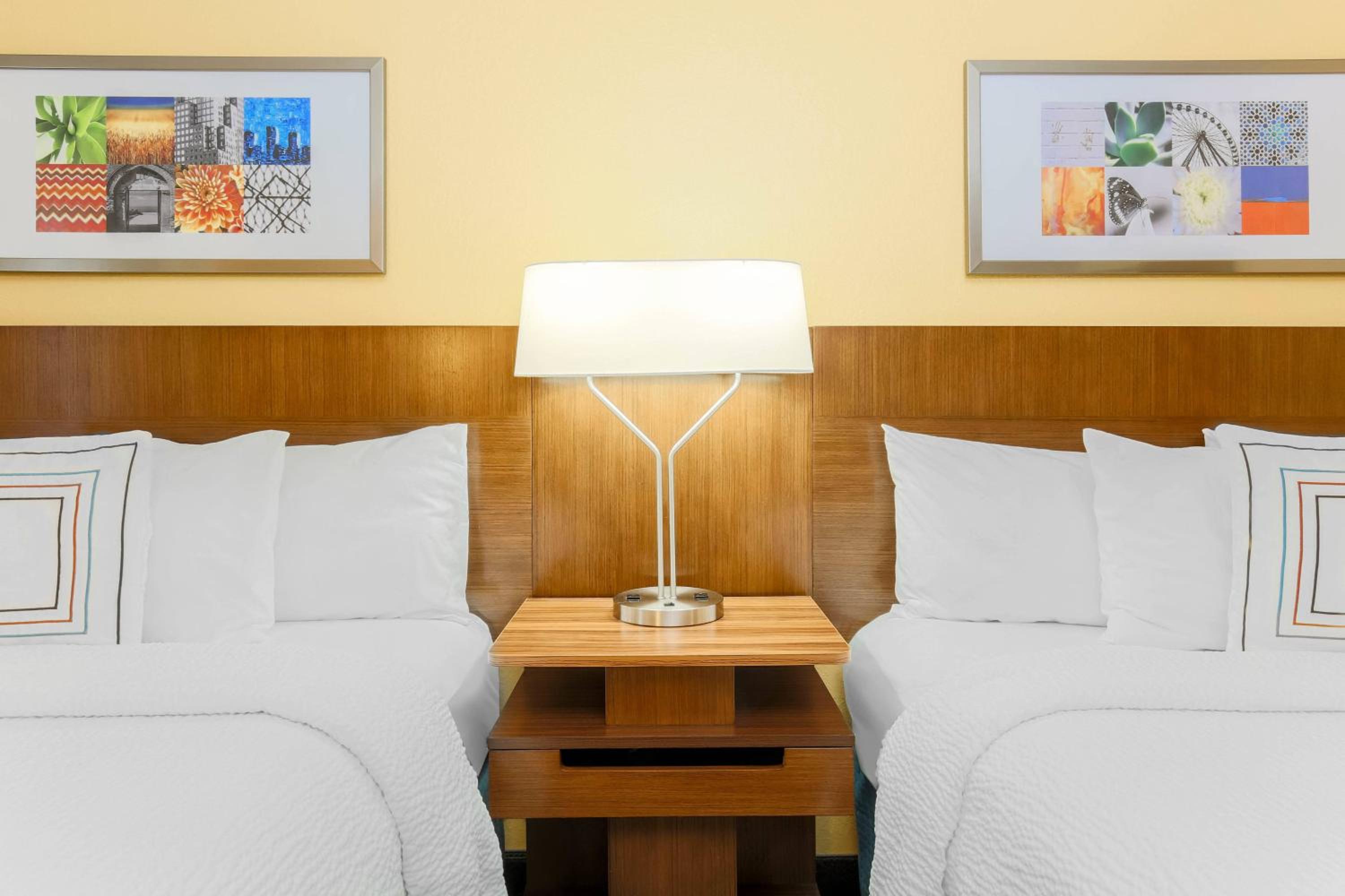 Queen Room with Two Queen Beds - Photo 1