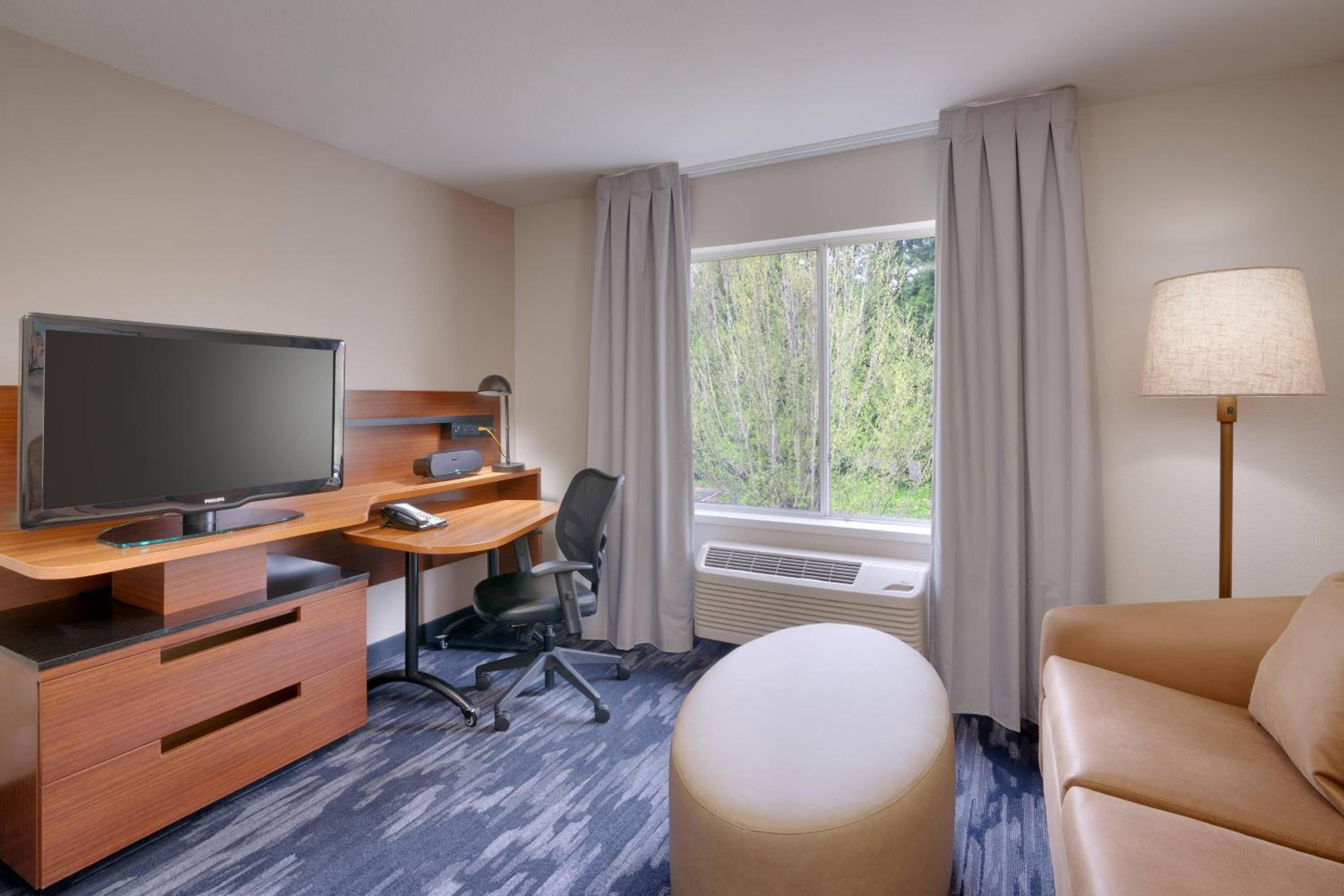 King Suite with Sofa Bed - Photo 2