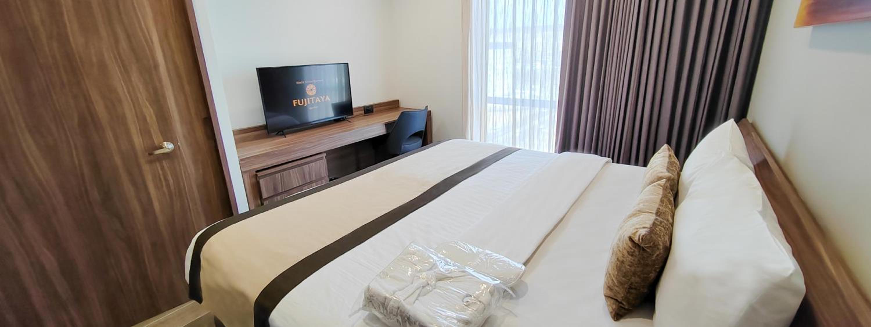 Superior King Suite - Photo 7