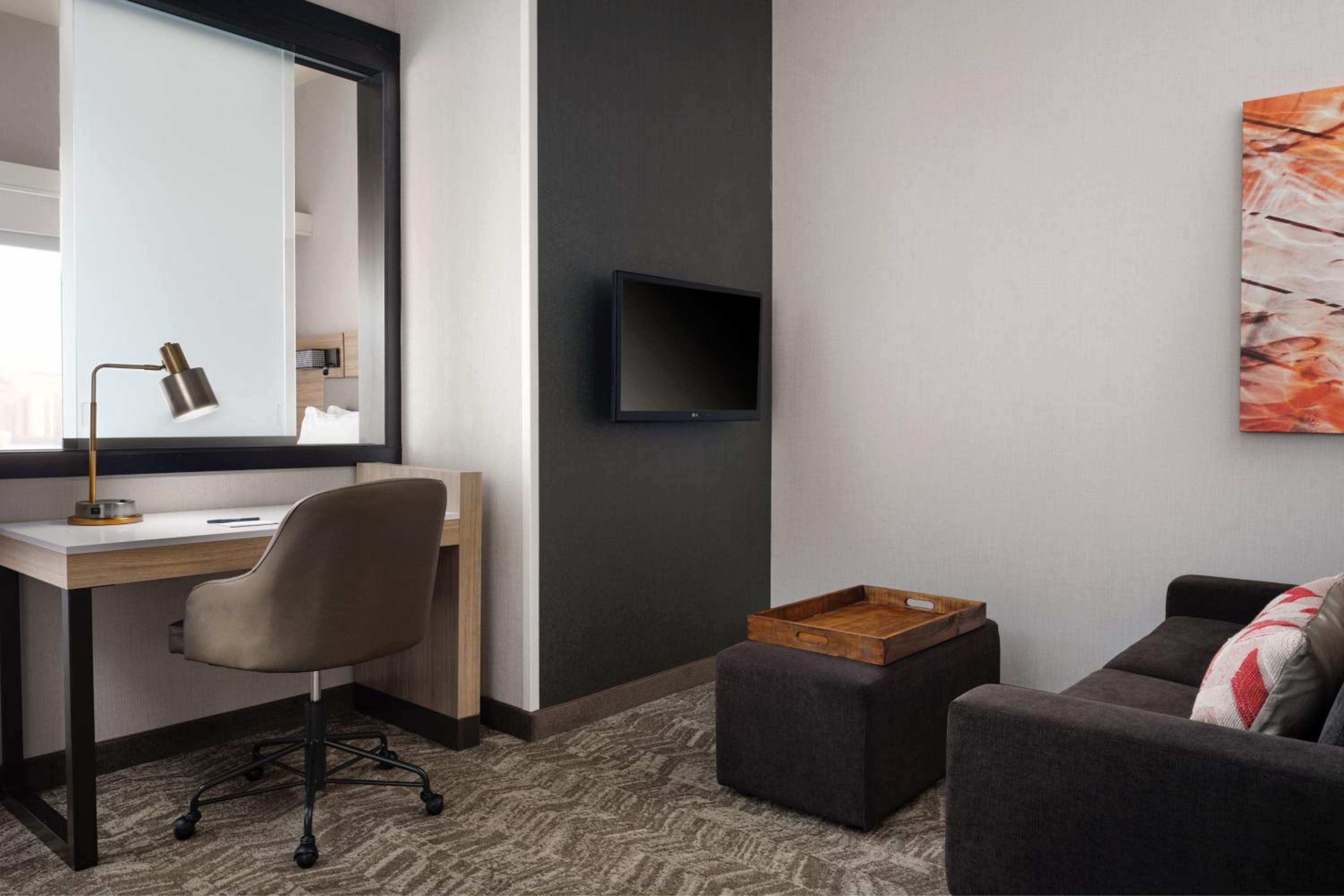 King Suite with Sofa Bed - Photo 4