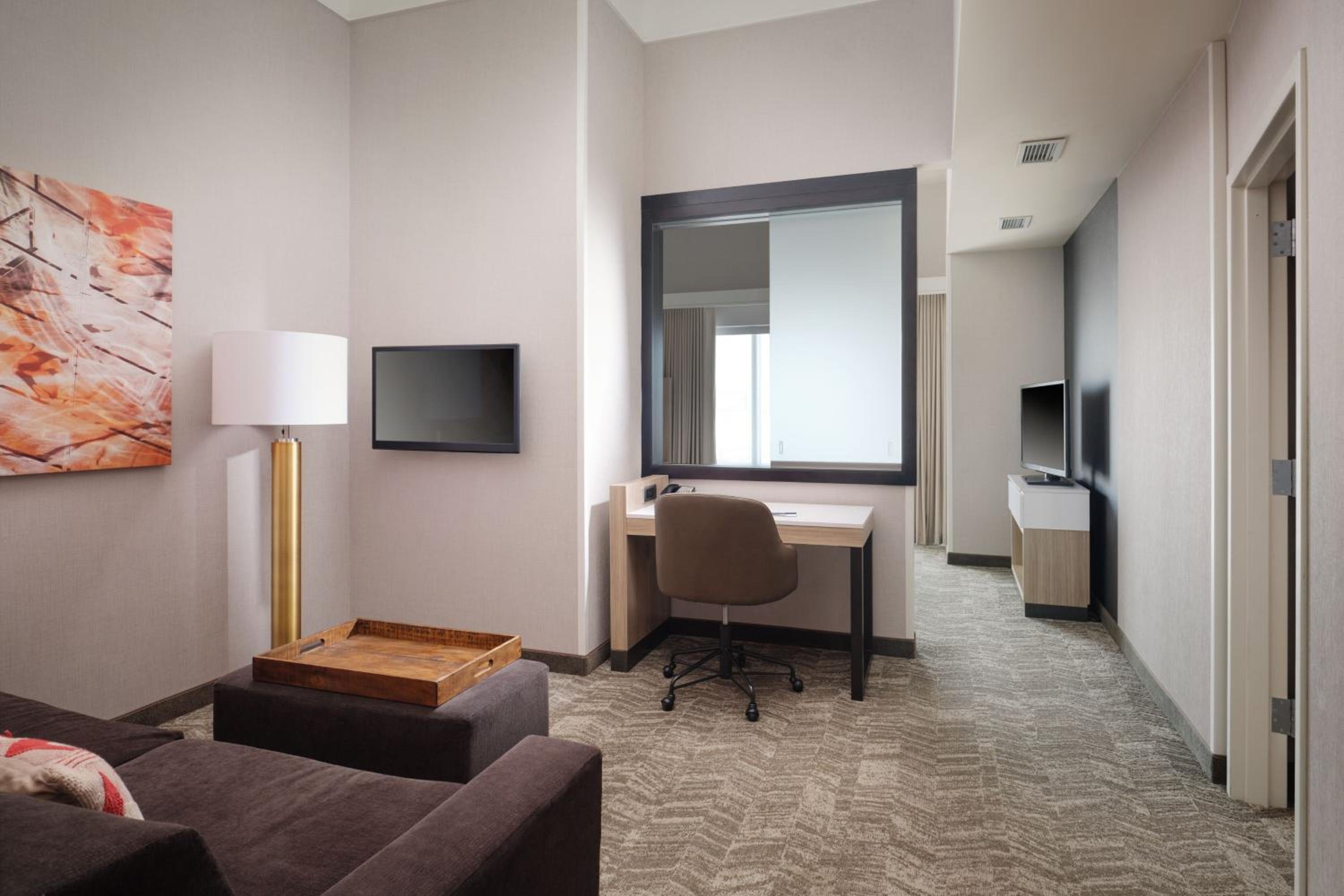 Two-Bedroom Suite with Two King Beds and Sofa Bed - Photo 3