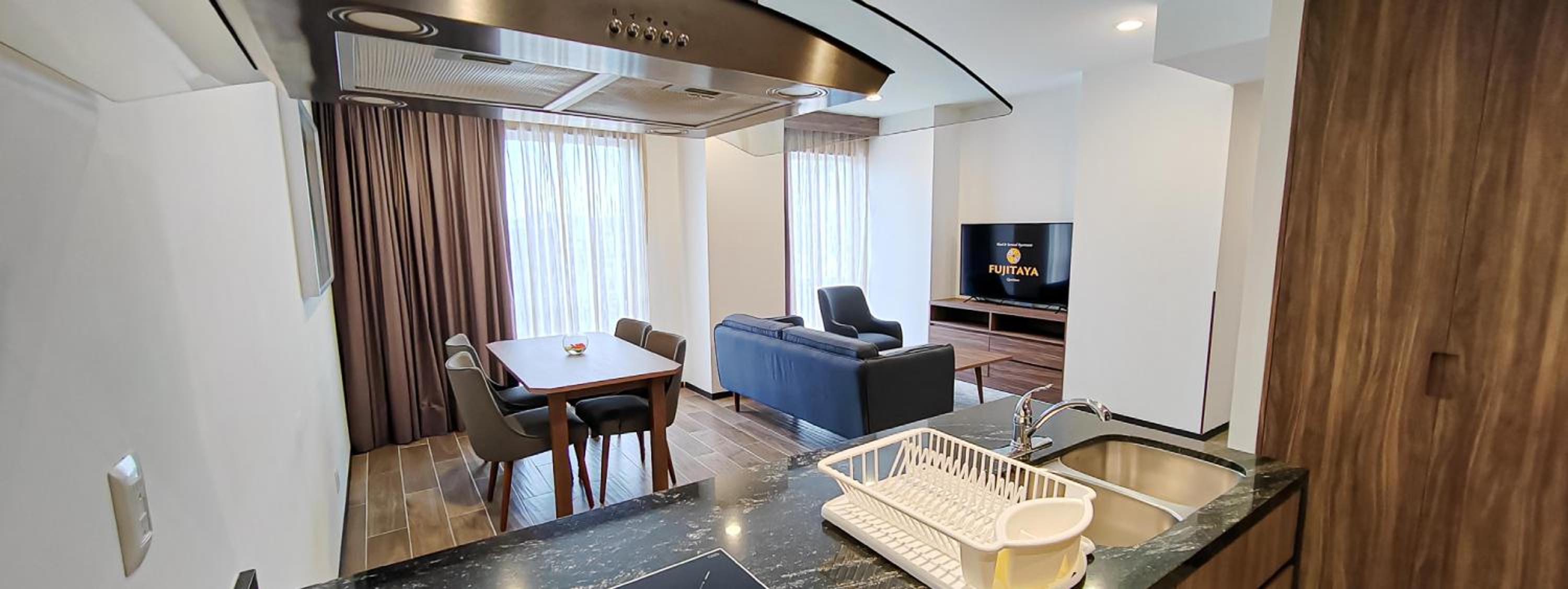 Two-Bedroom Suite - Photo 3