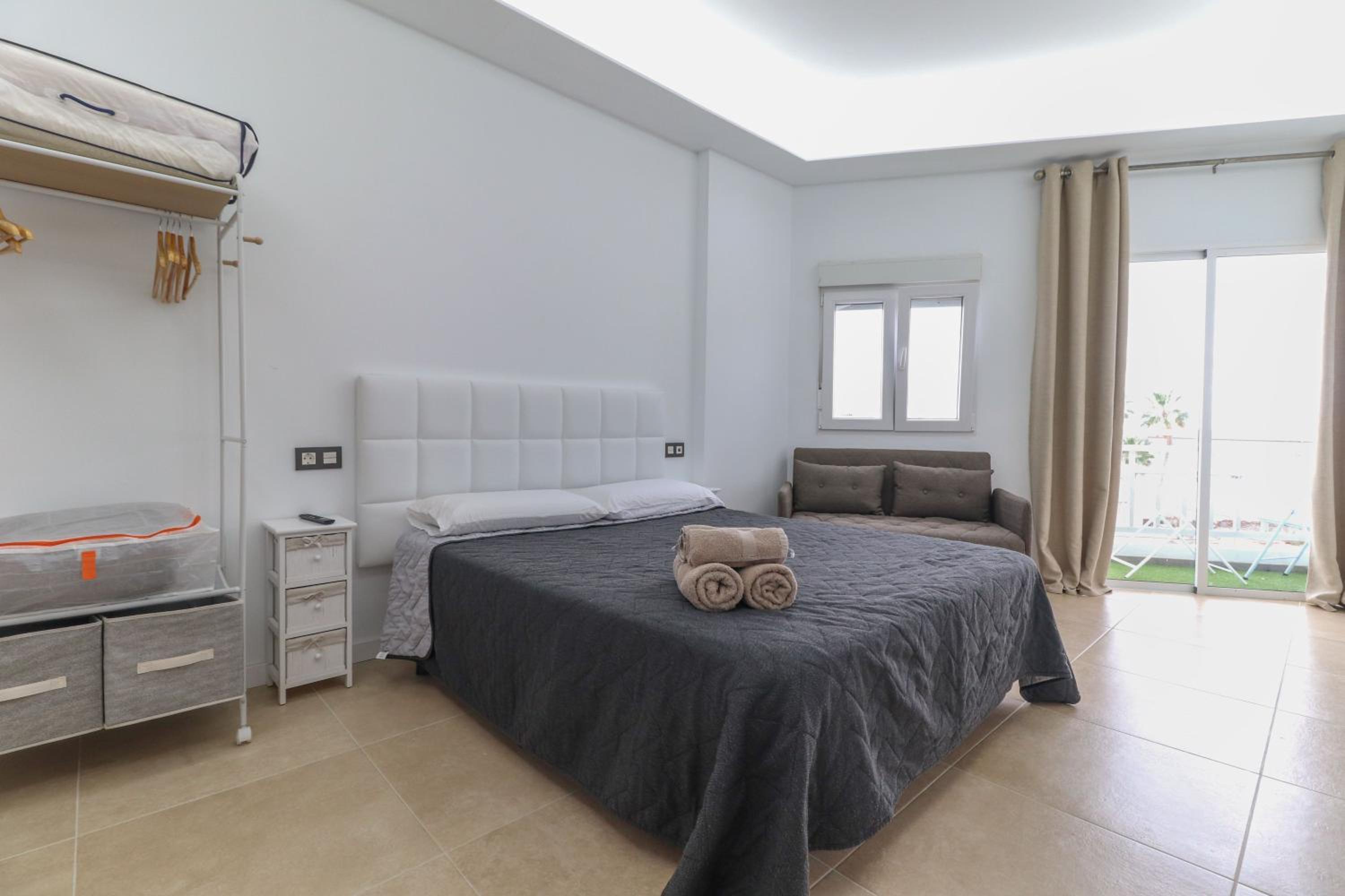 Apartamento con Balcón