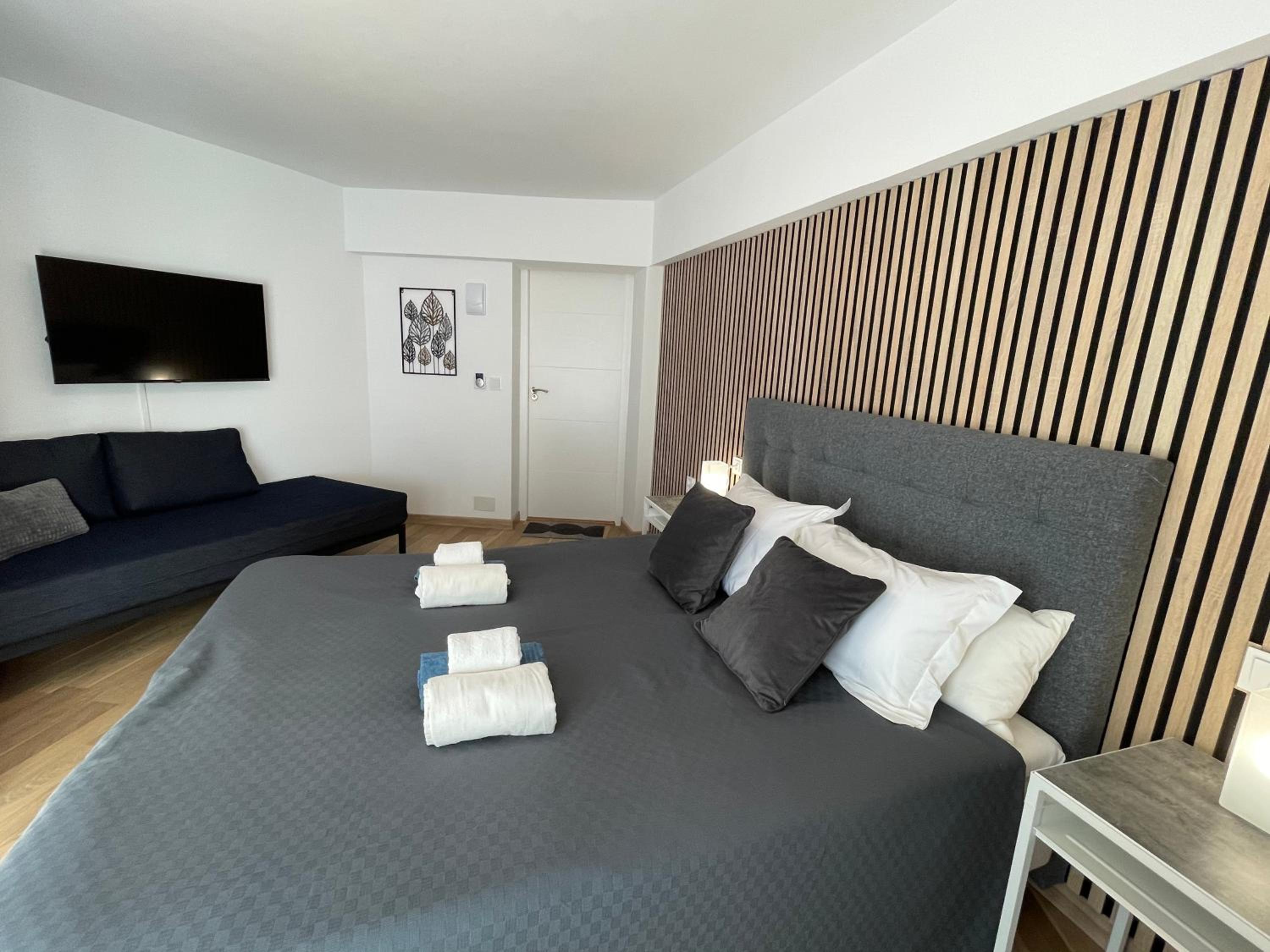 Habitación Doble Deluxe (2 Adultos + 1 Niño)