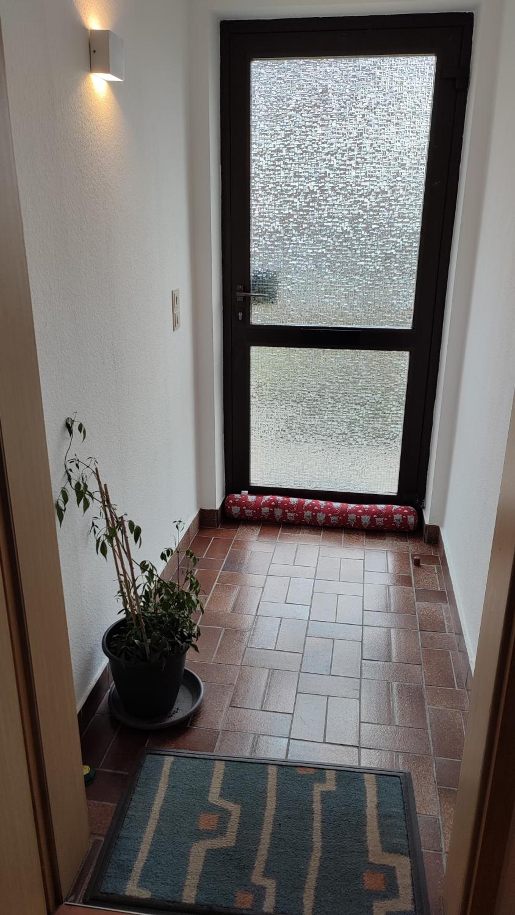 Apartment - Ground Floor photo 2